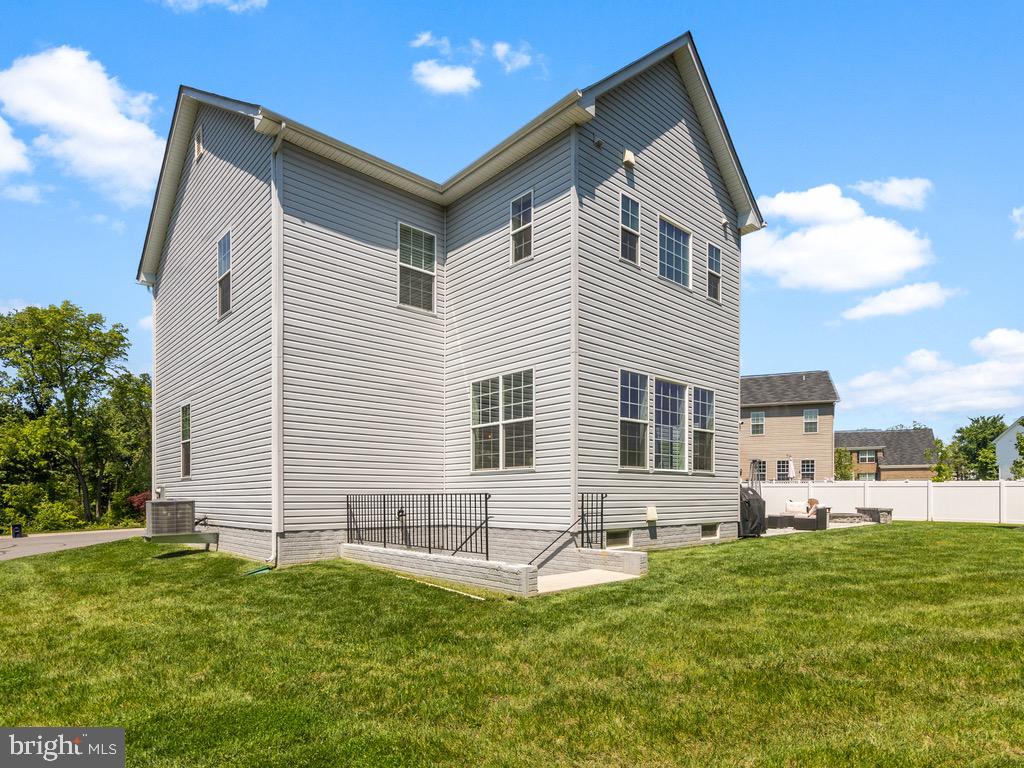 FORT WASHINGTON ACRES-PL - Residential