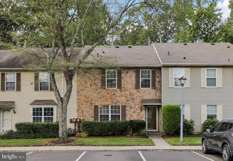 Photo of 329 Gwynedd Court, MOUNT LAUREL, NJ 08054 (MLS # NJBL2102204)