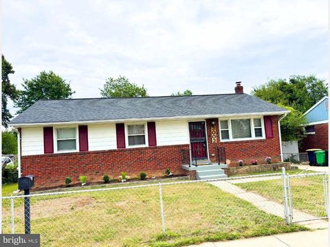 Photo of 3001 Viceroy Avenue, DISTRICT HEIGHTS, MD 20747 (MLS # MDPG2208318)