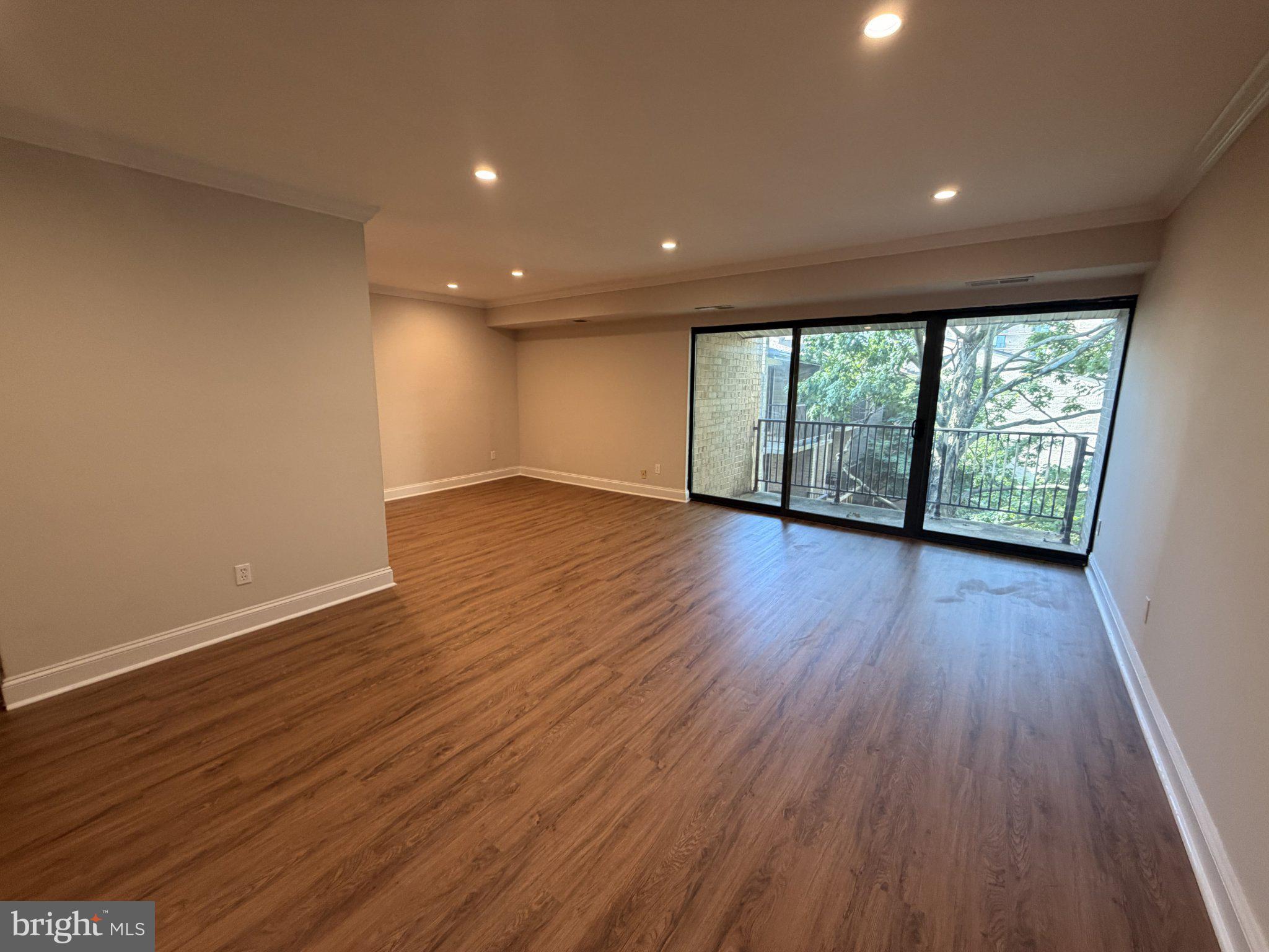 6 MONROE STREET 6-301