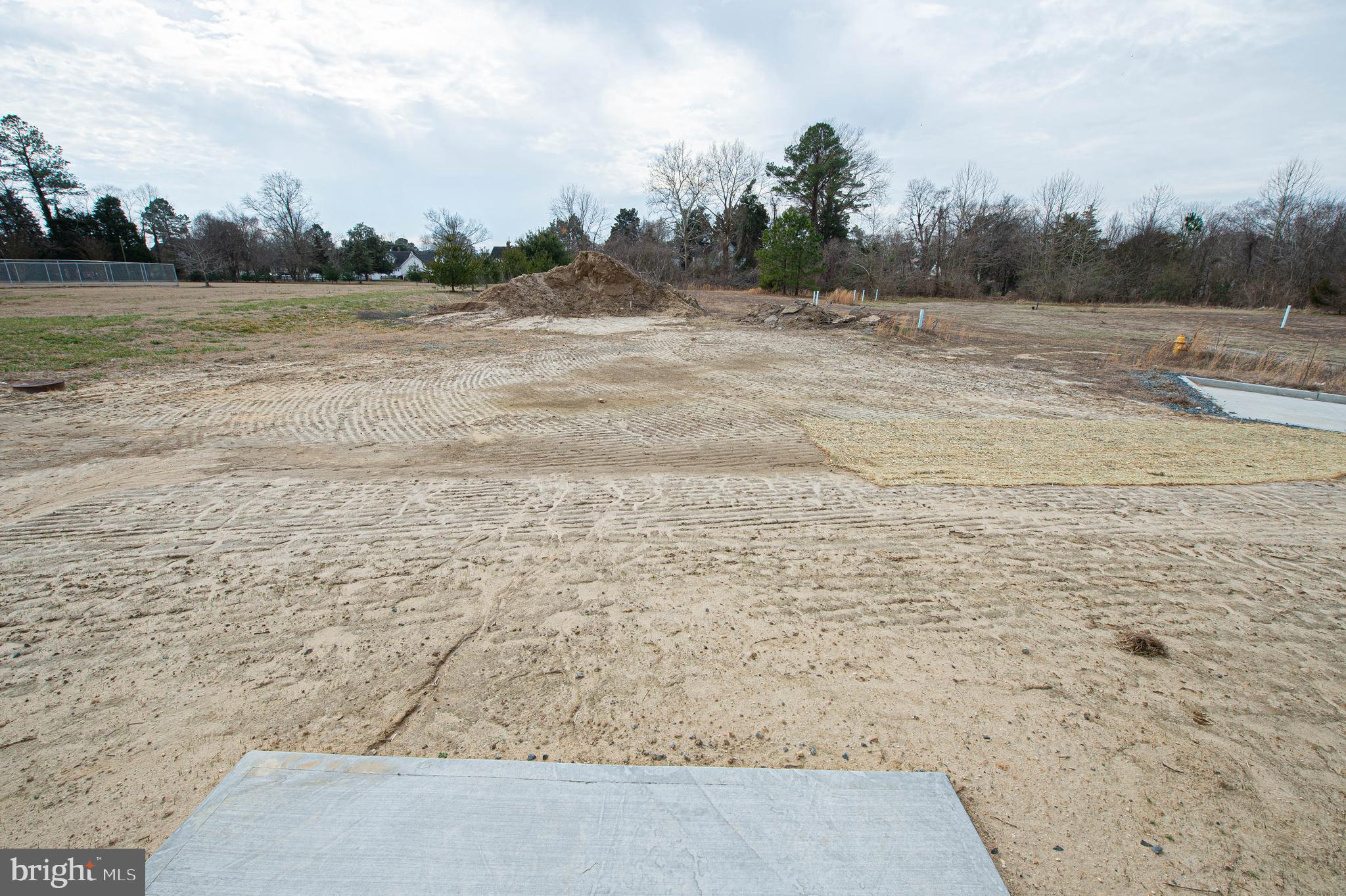 BUTLER'S VILLAGE - Residential Lease