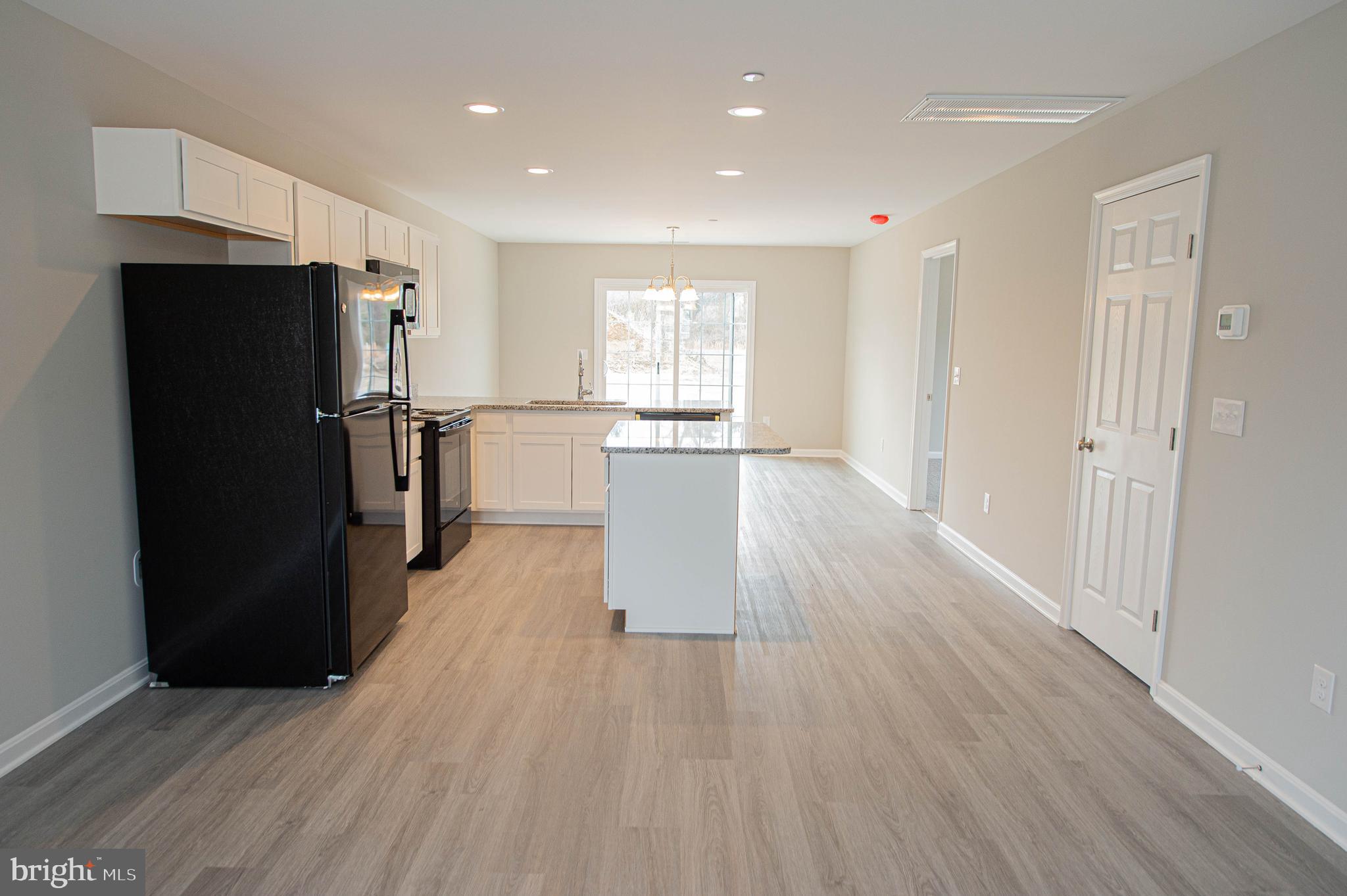 BUTLER'S VILLAGE - Residential Lease