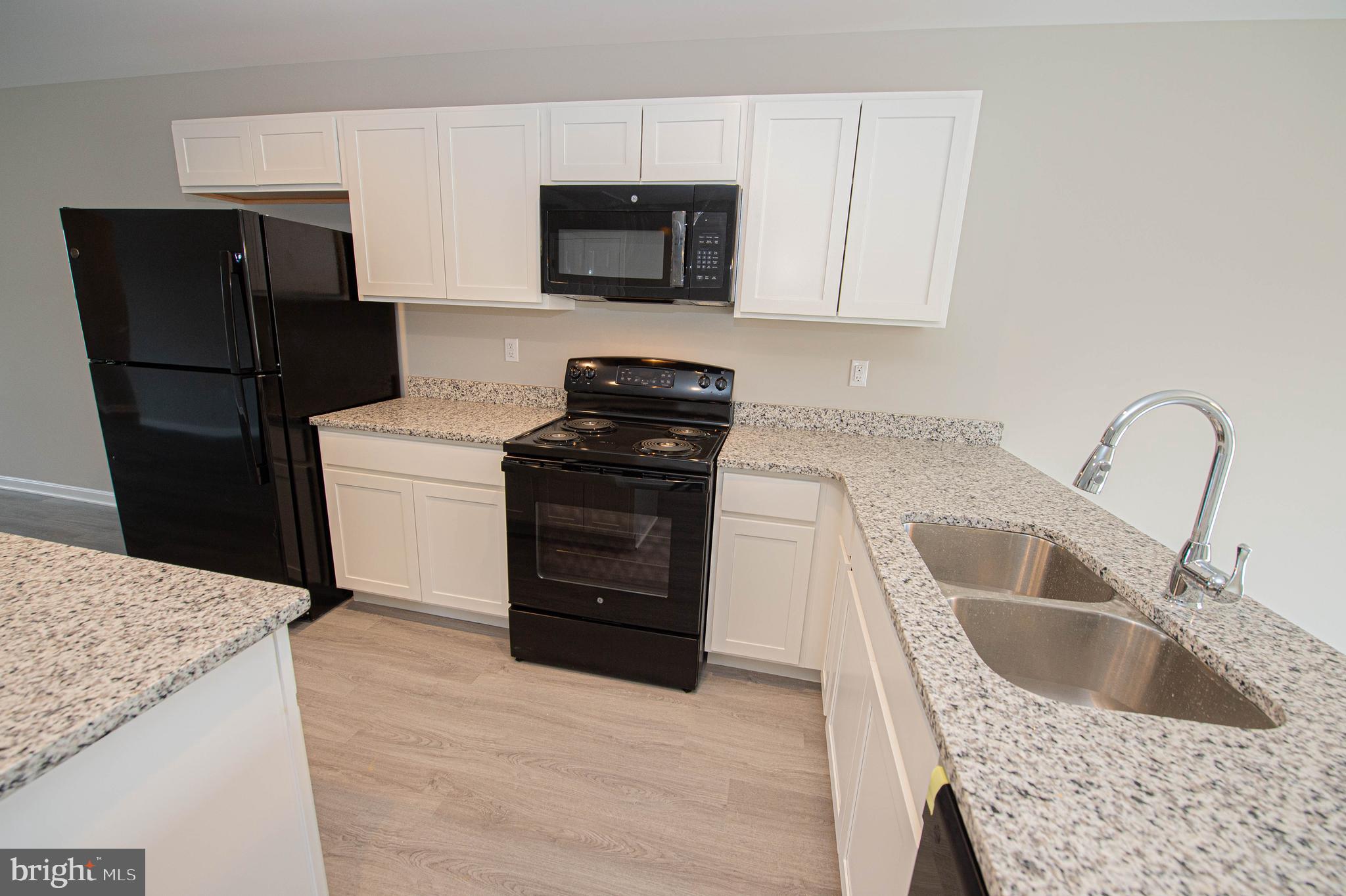 BUTLER'S VILLAGE - Residential Lease