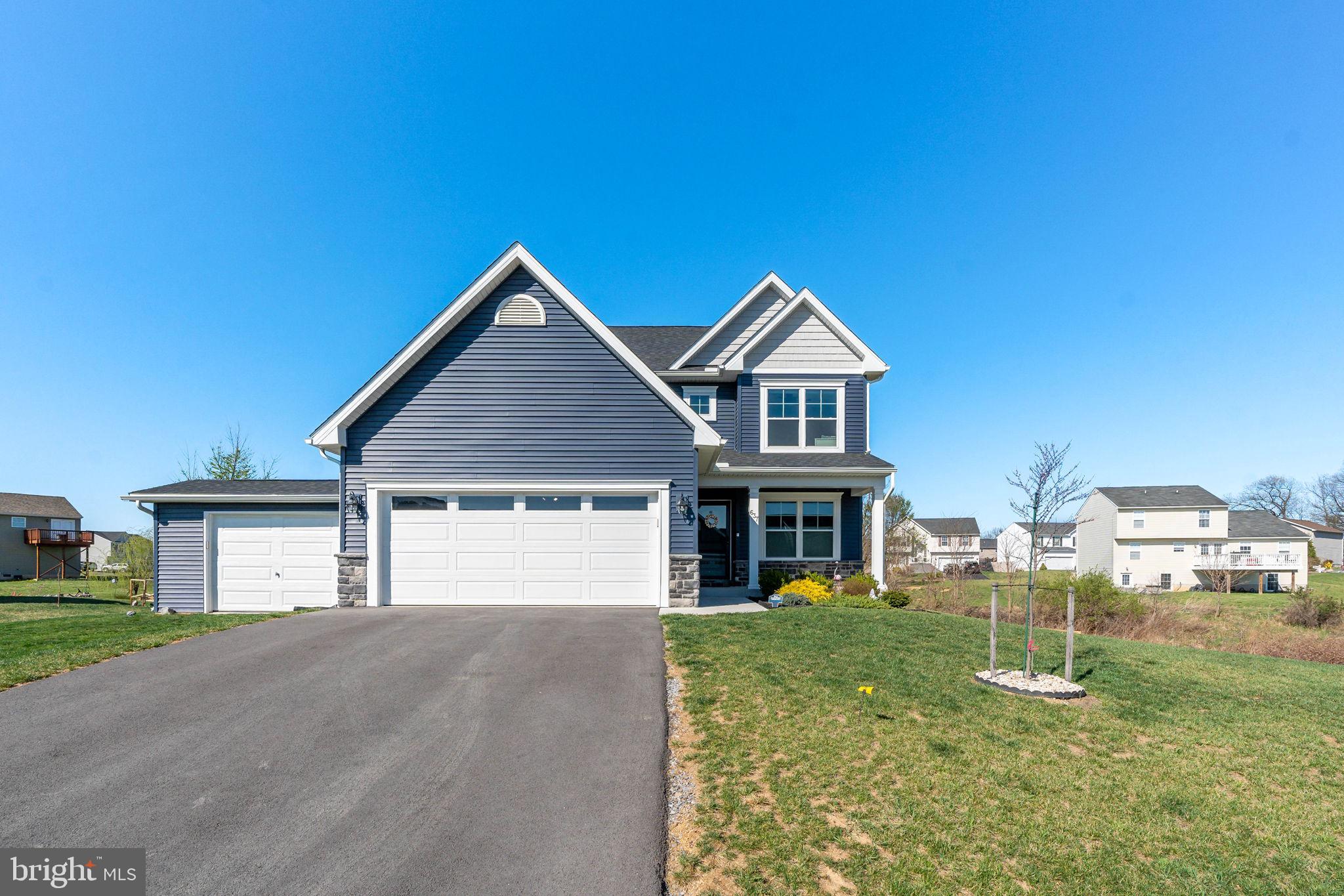 BRIDLE CREEK - Residential