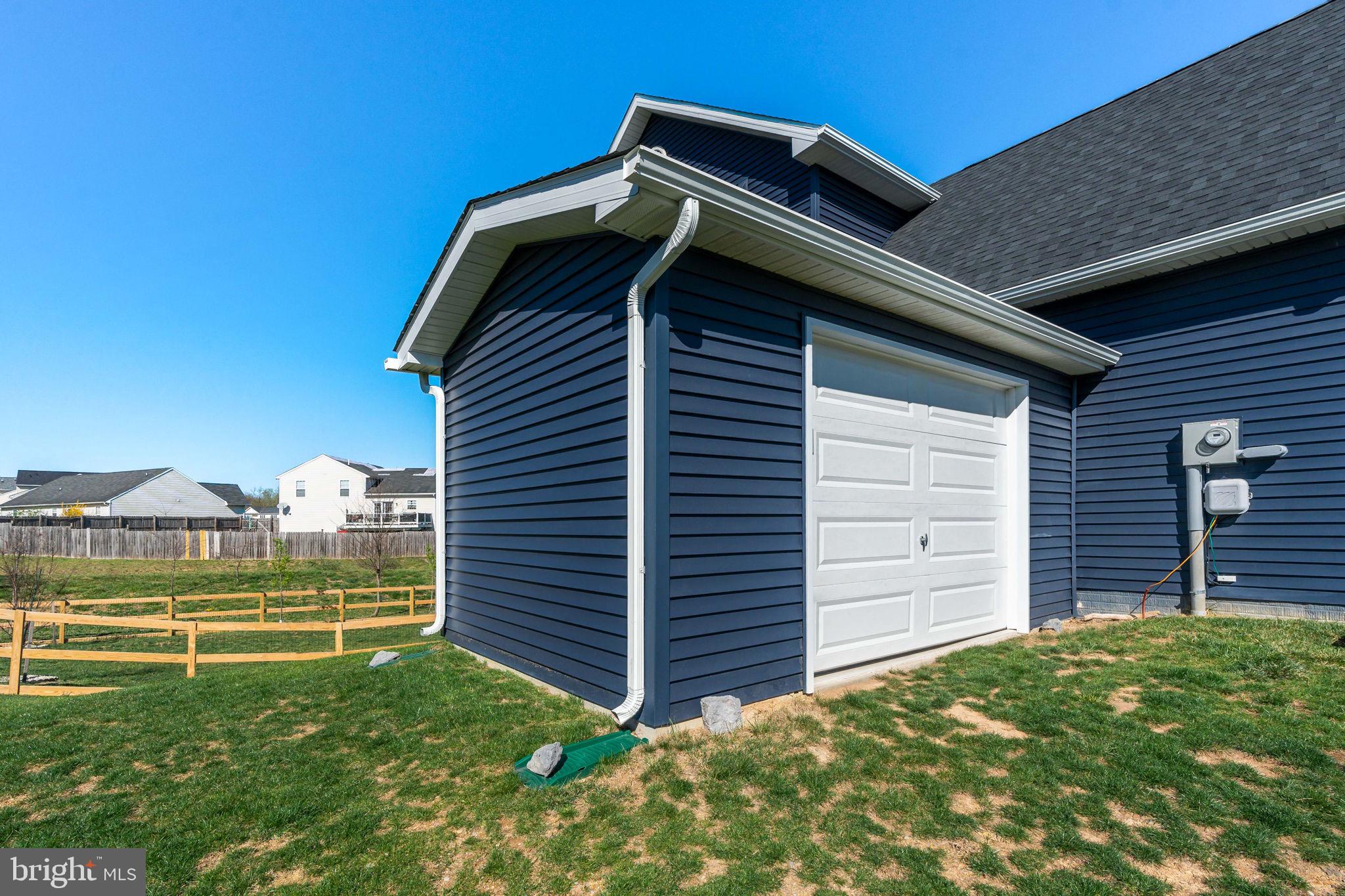 BRIDLE CREEK - Residential