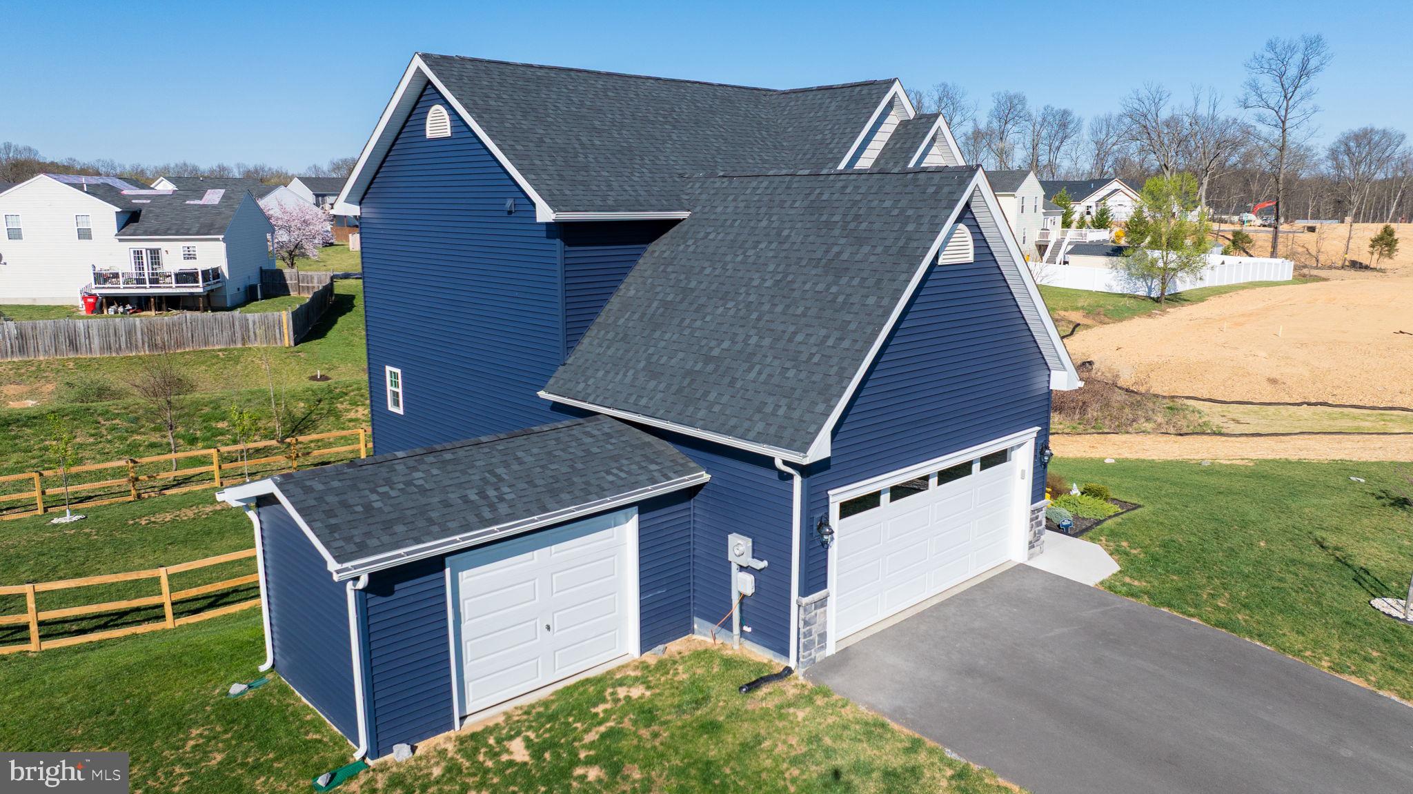 BRIDLE CREEK - Residential