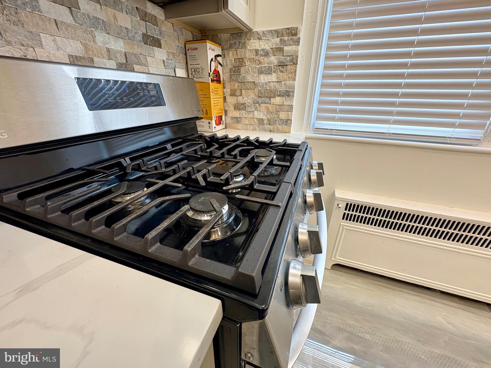 WEST OAK LANE - Residential