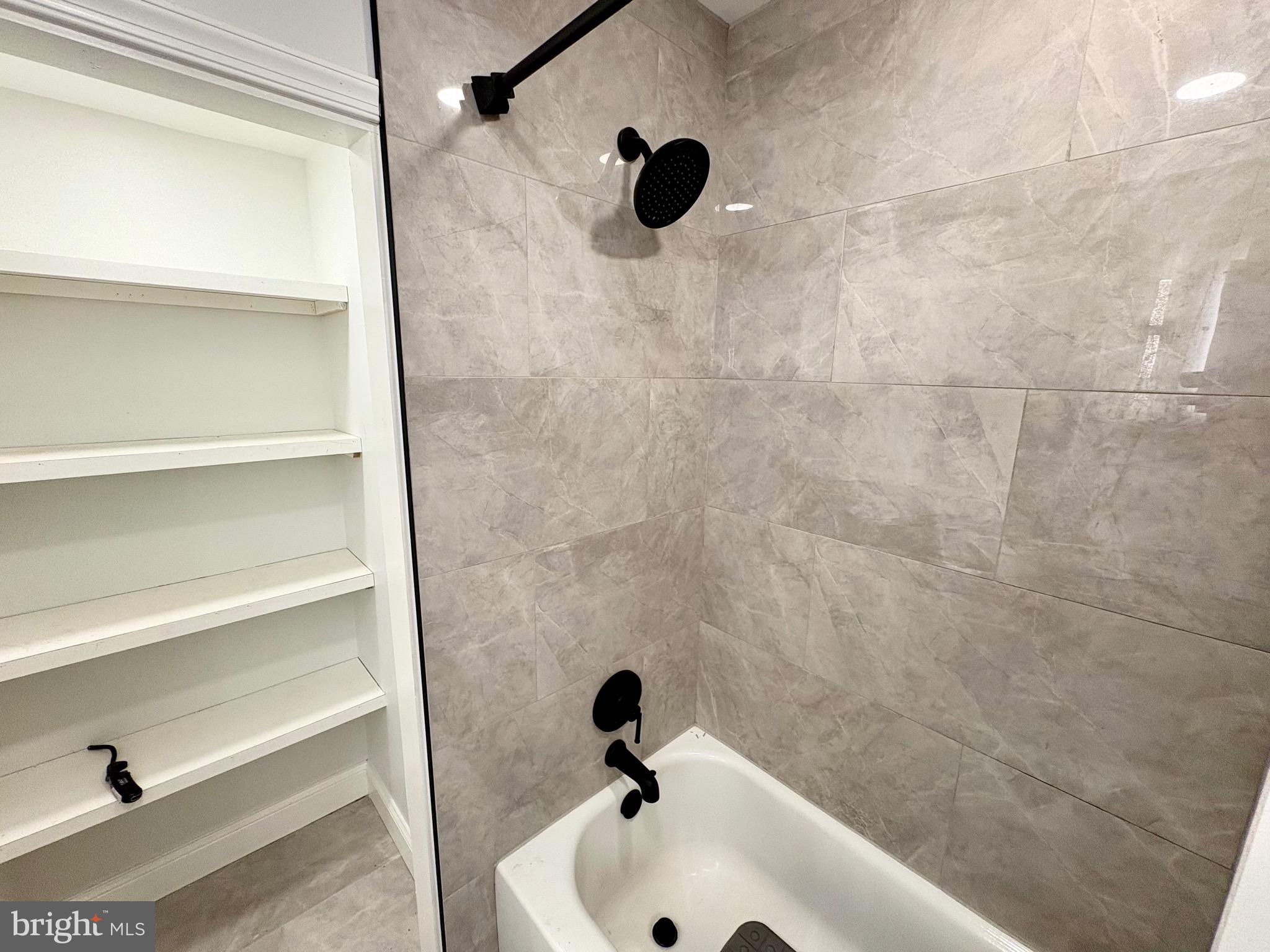 WEST OAK LANE - Residential