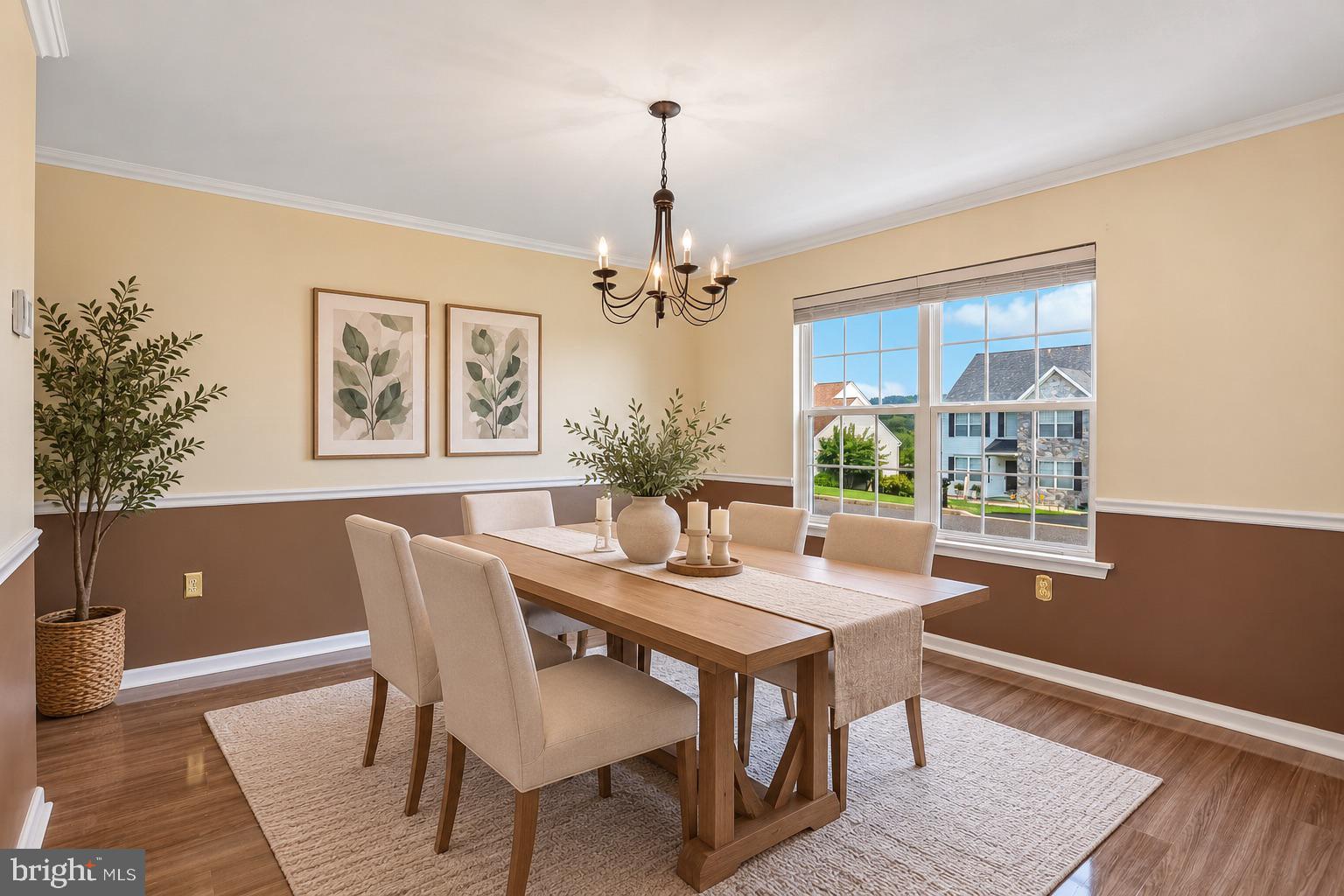 1289 MEADOWVIEW DRIVE