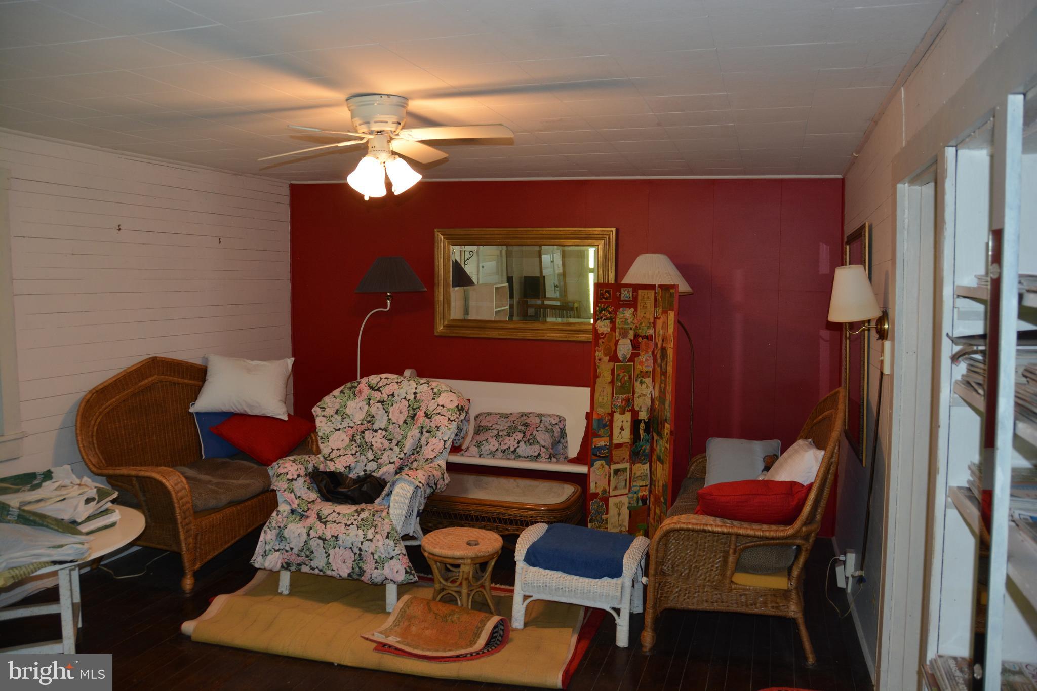 CAPON BRIDGE - Residential