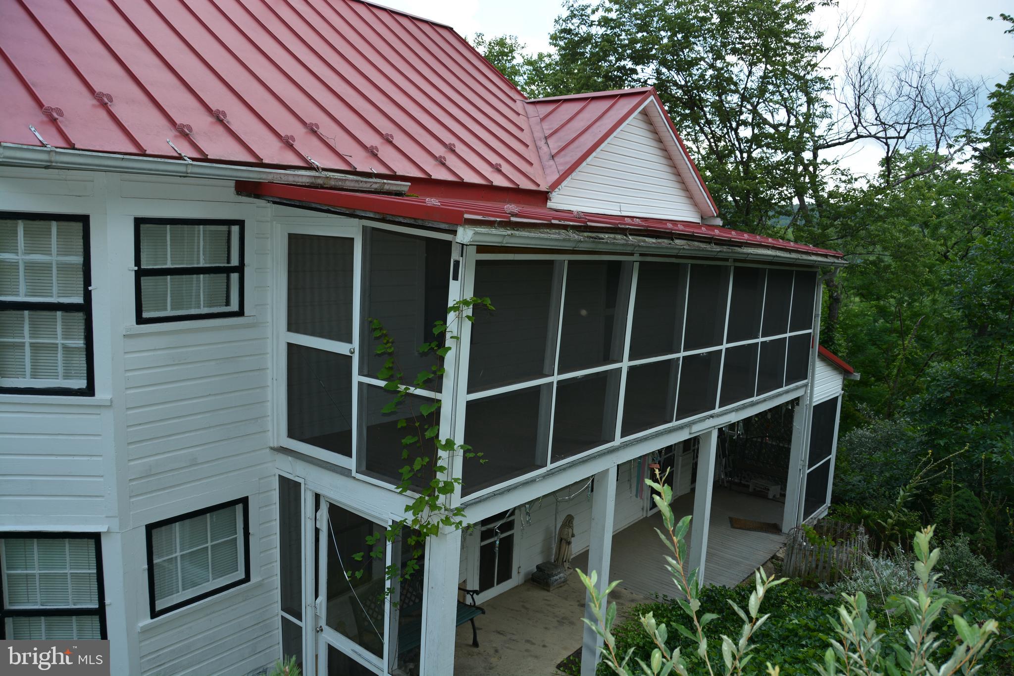 CAPON BRIDGE - Residential