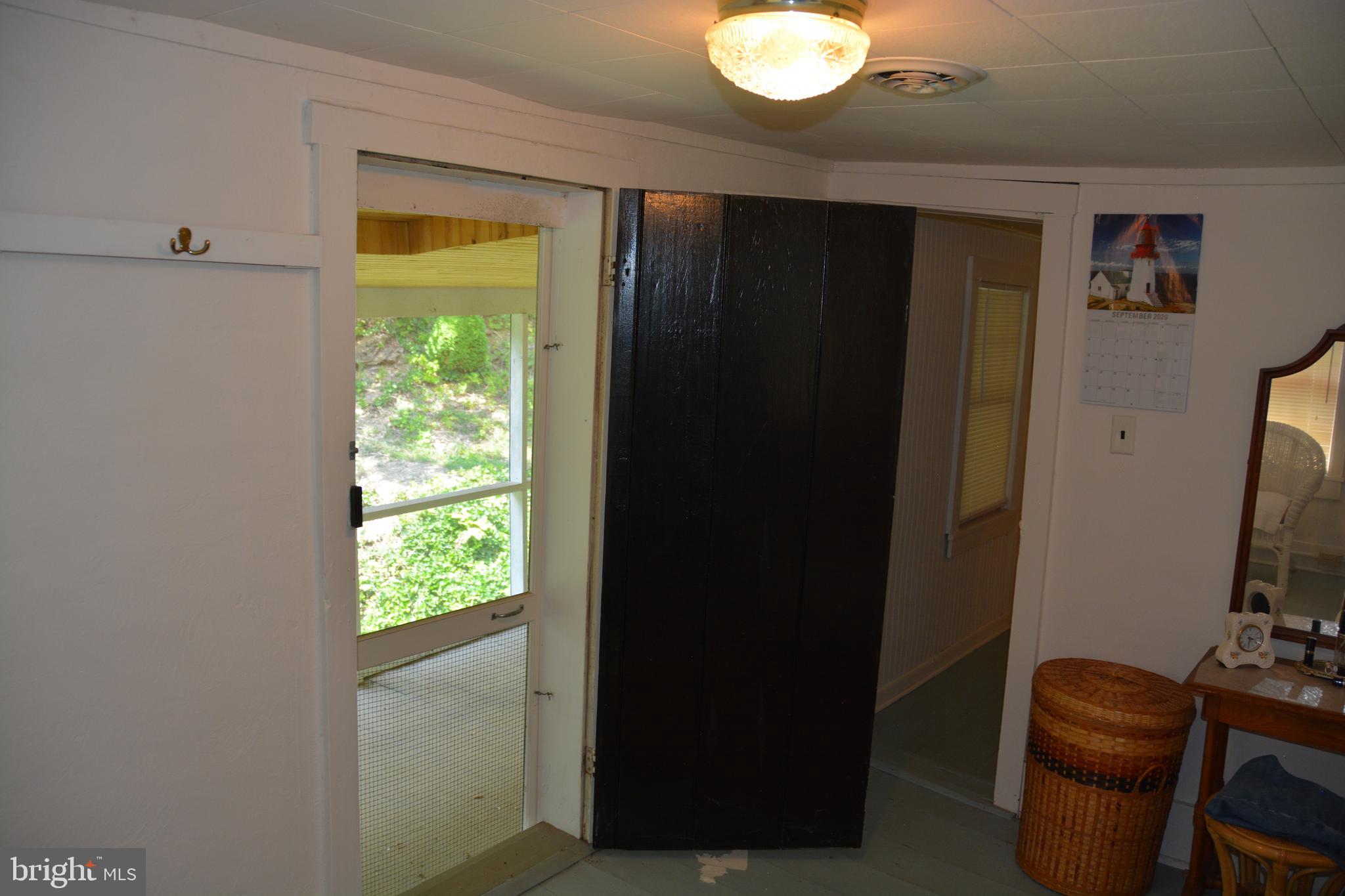 CAPON BRIDGE - Residential