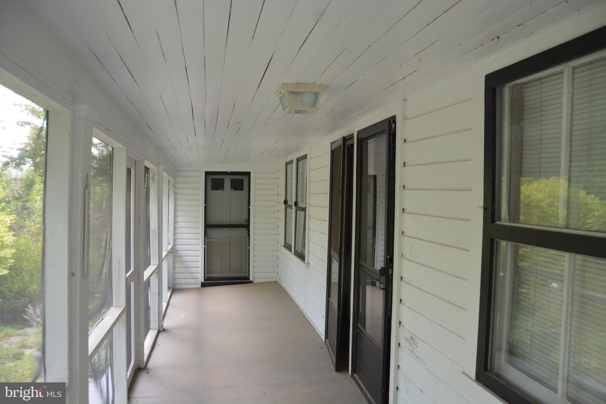 CAPON BRIDGE - Residential