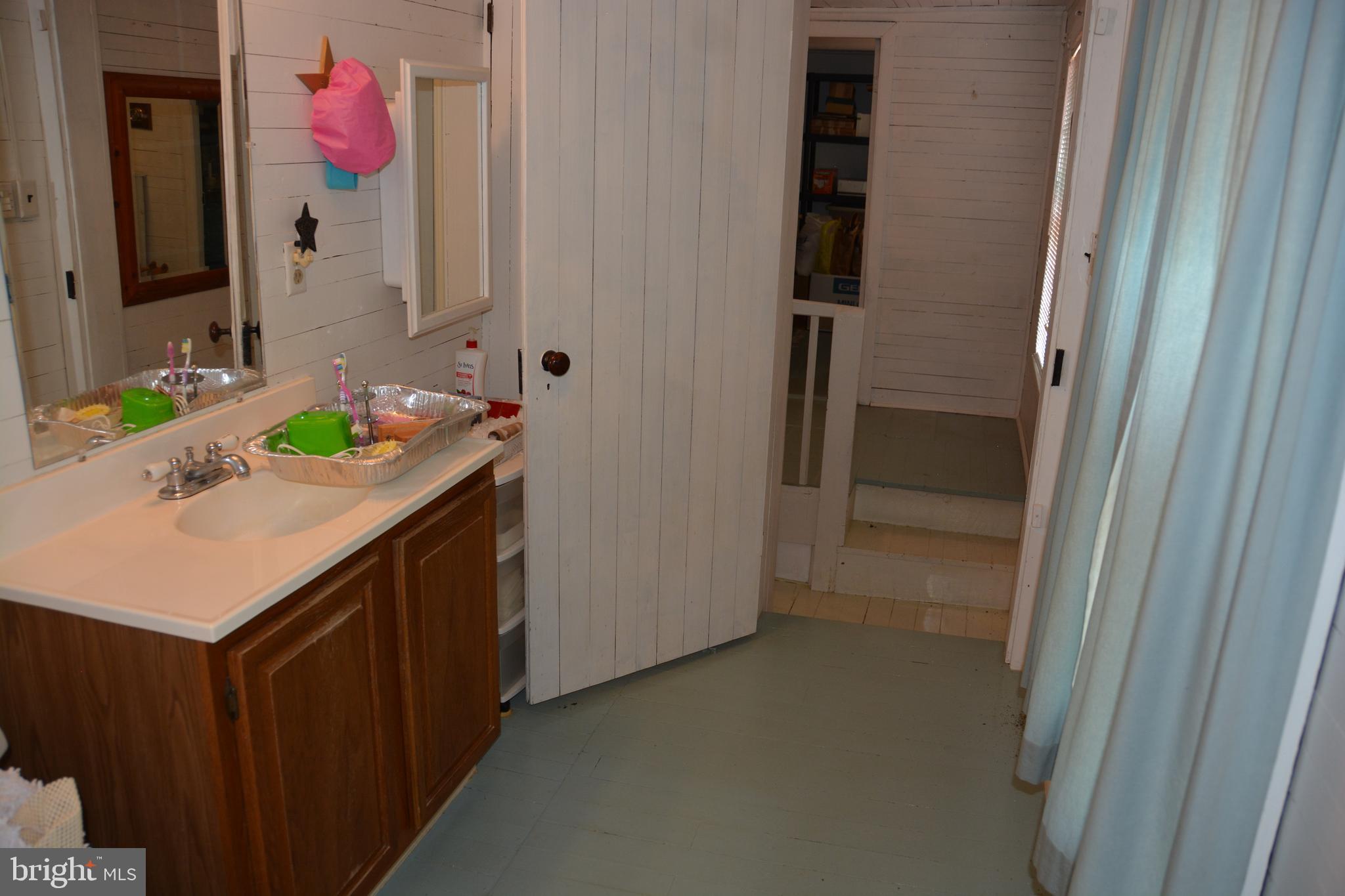 CAPON BRIDGE - Residential