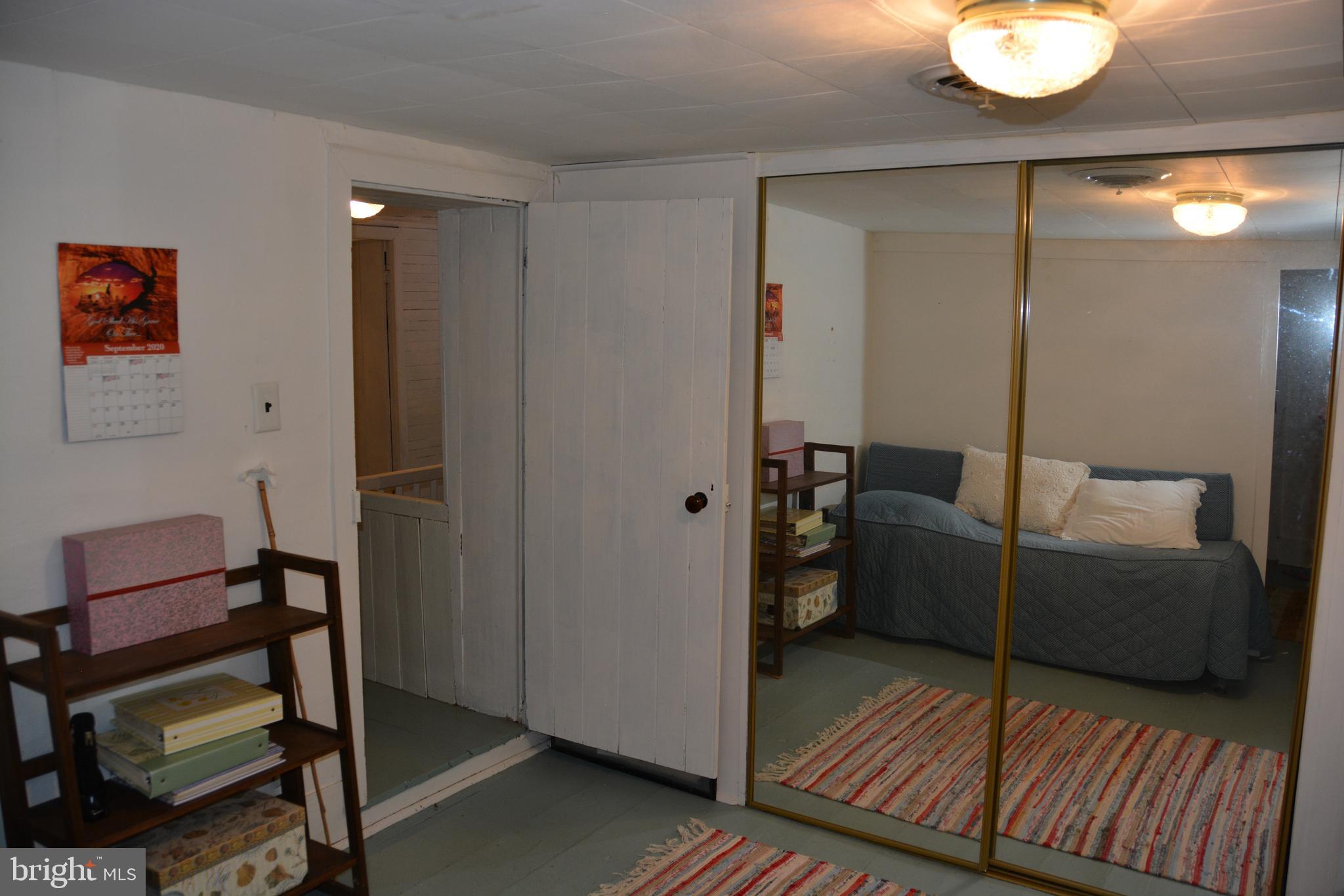 CAPON BRIDGE - Residential