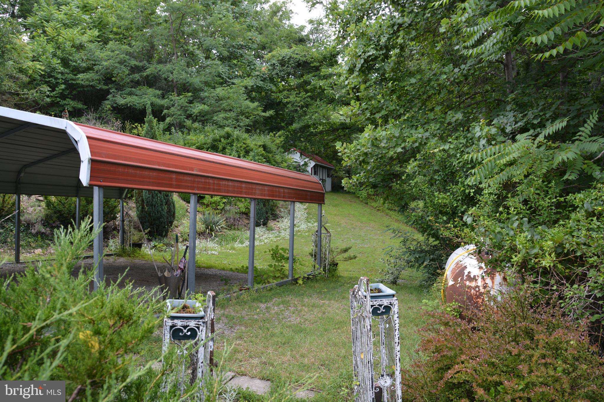 CAPON BRIDGE - Residential