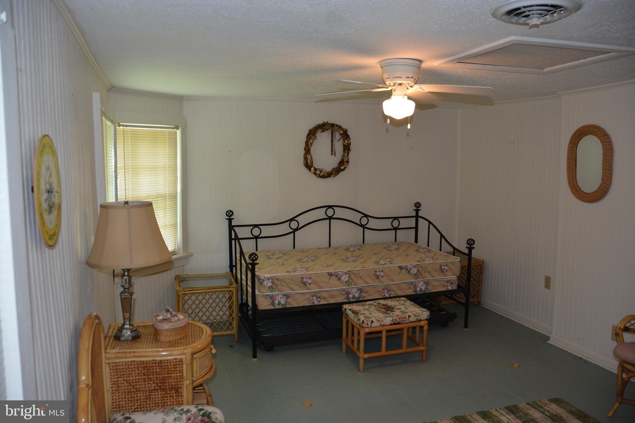 CAPON BRIDGE - Residential