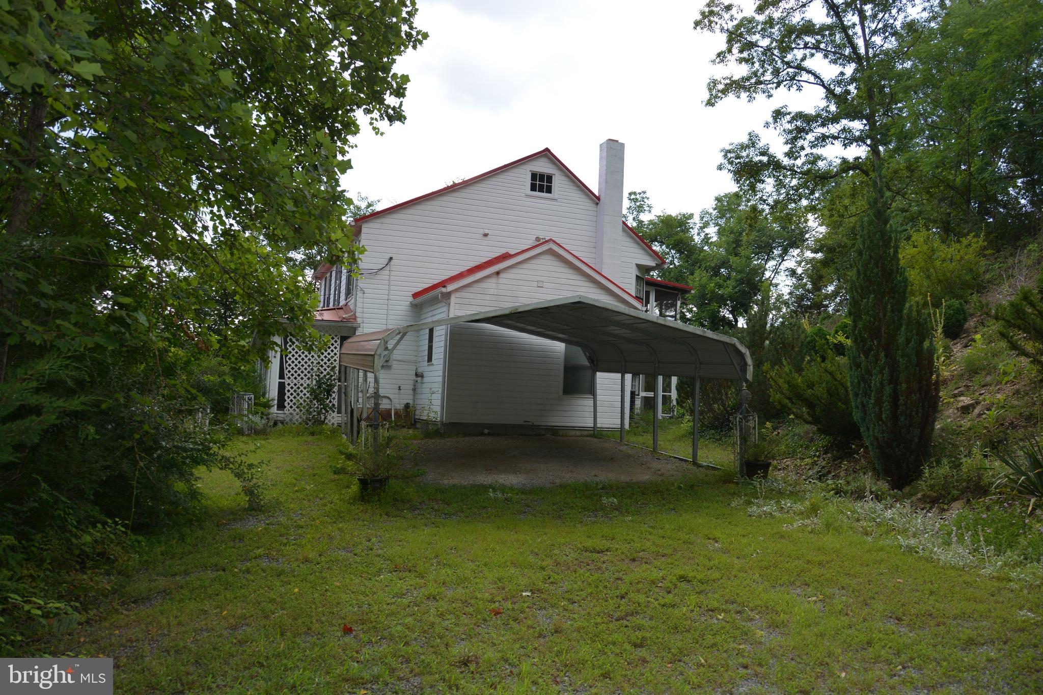 CAPON BRIDGE - Residential