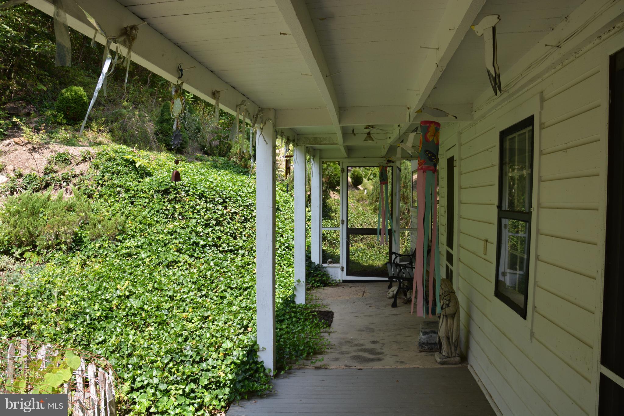 CAPON BRIDGE - Residential