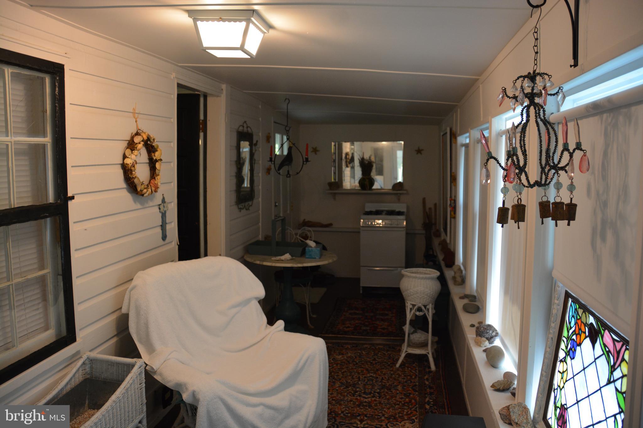 CAPON BRIDGE - Residential