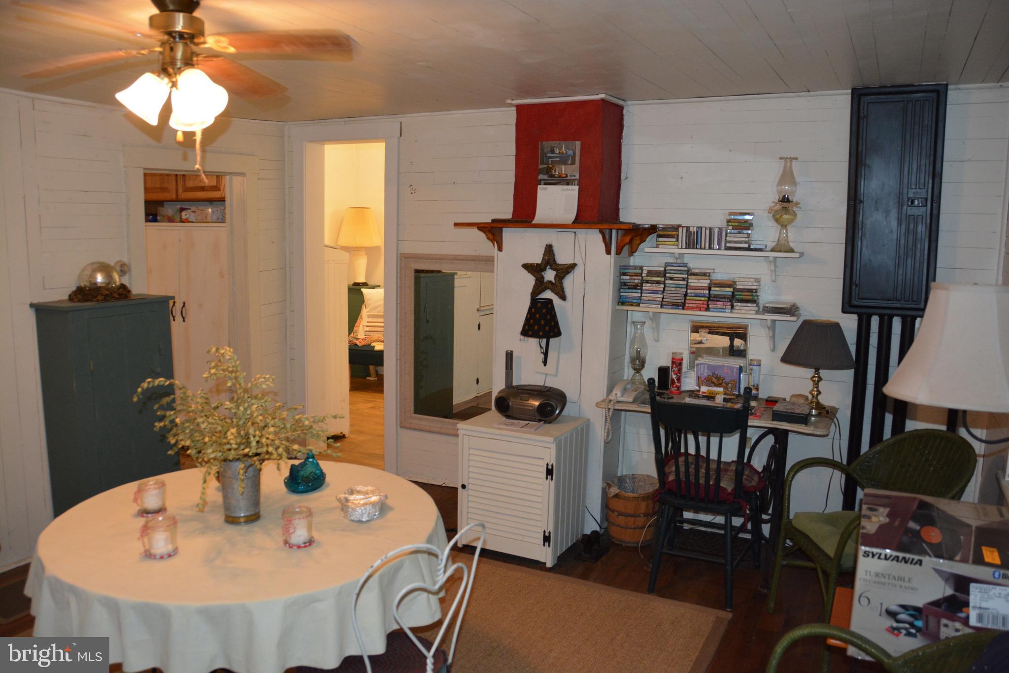 CAPON BRIDGE - Residential