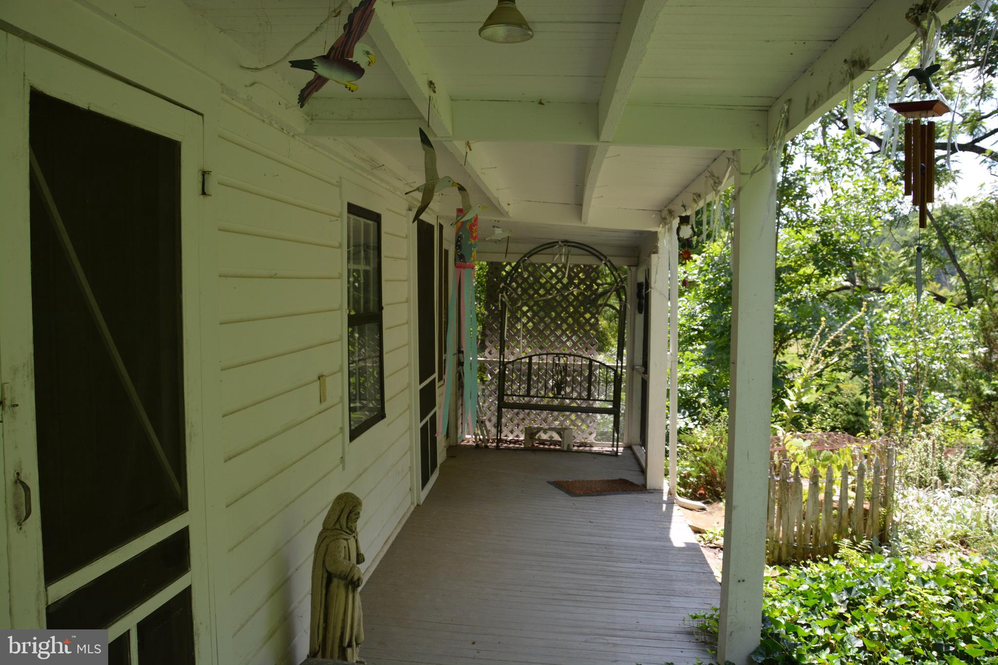 CAPON BRIDGE - Residential