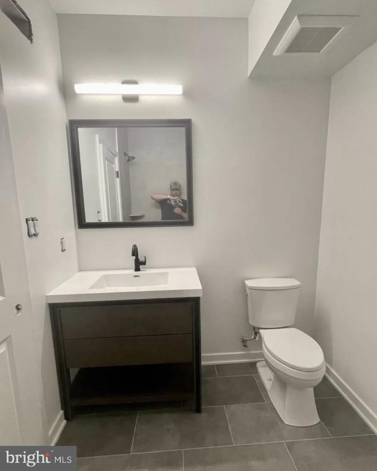 POINT BREEZE - Residential Lease