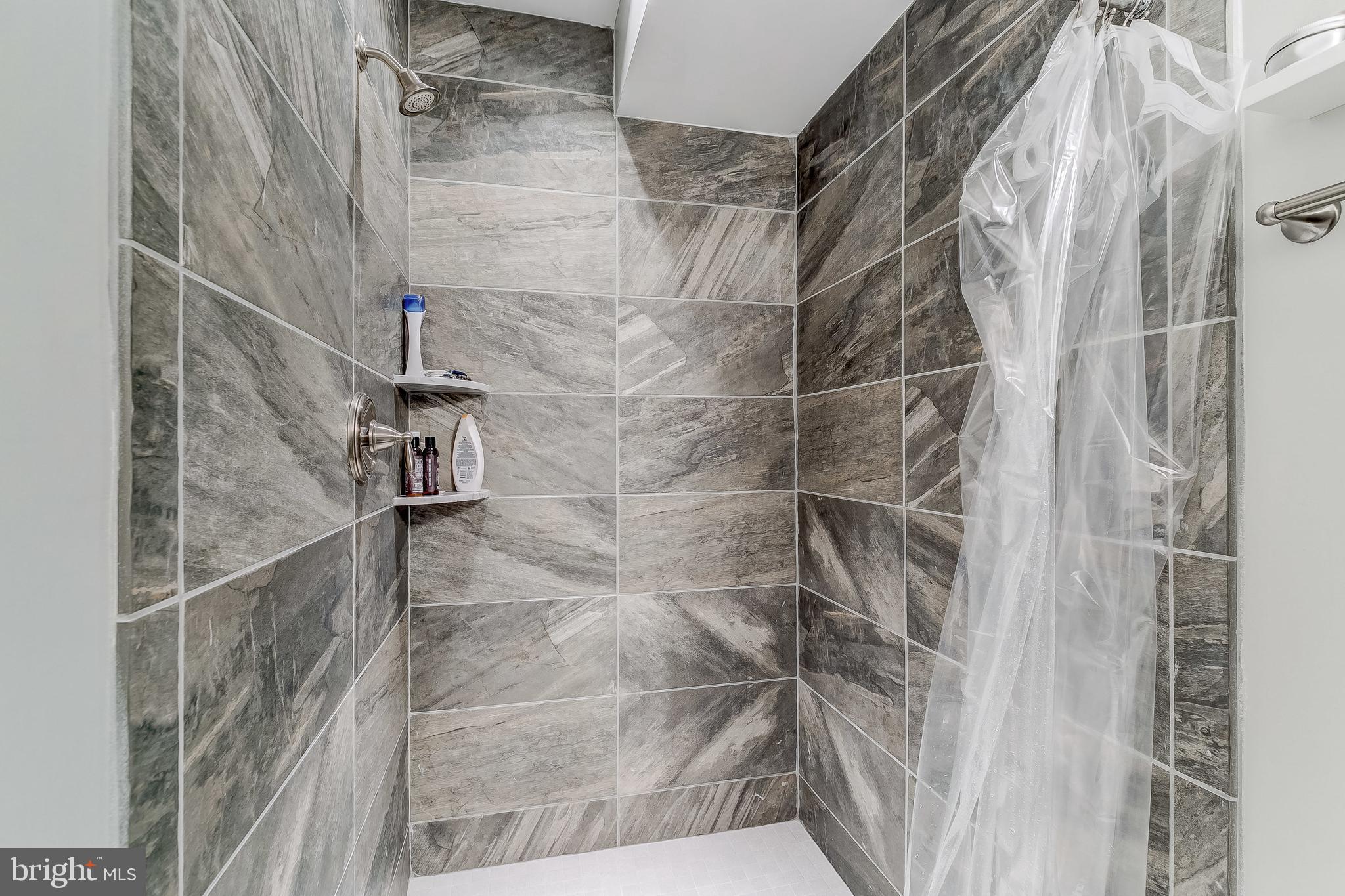 CANTON - Residential Lease