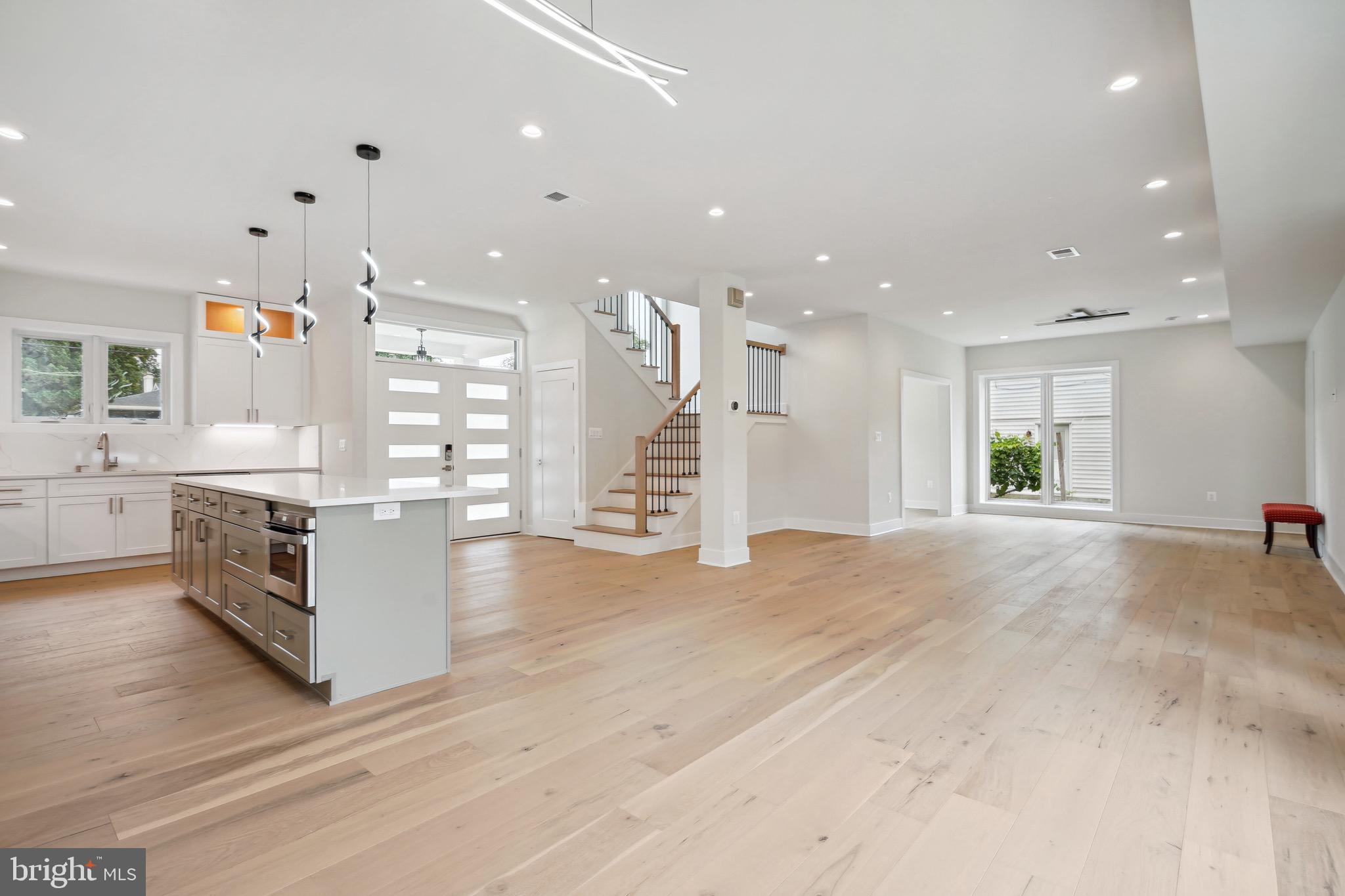 SPRINGFIELD - Residential