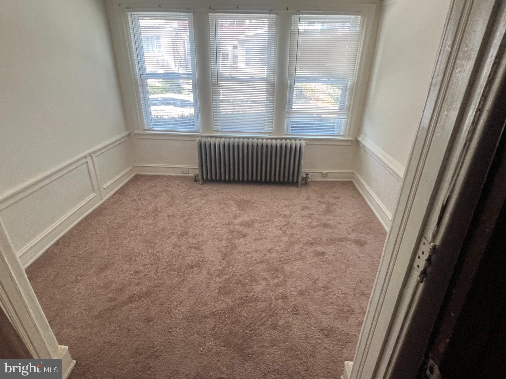27 SUNSHINE ROAD UNIT 1
