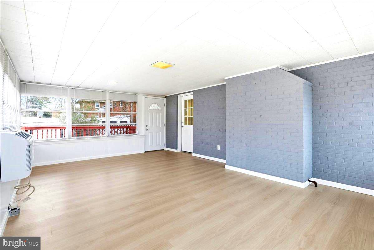 HILLCREST HEIGHTS - Residential