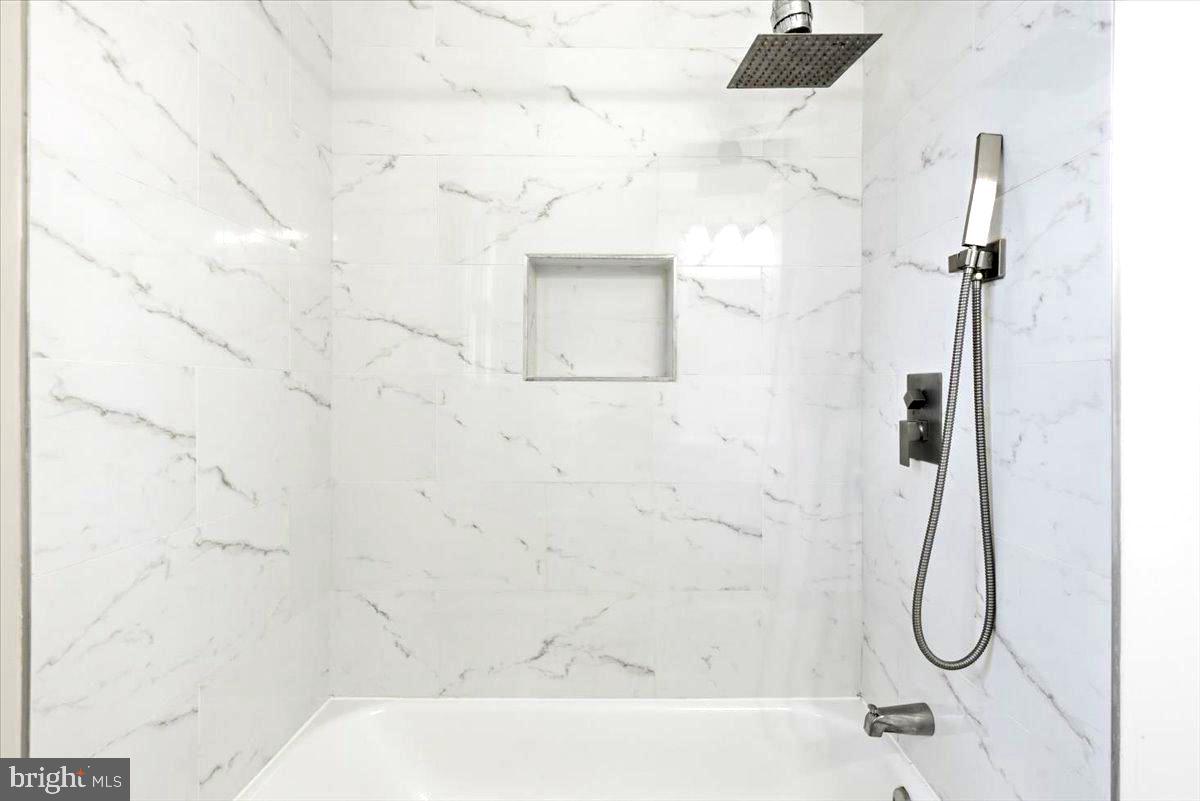 HILLCREST HEIGHTS - Residential