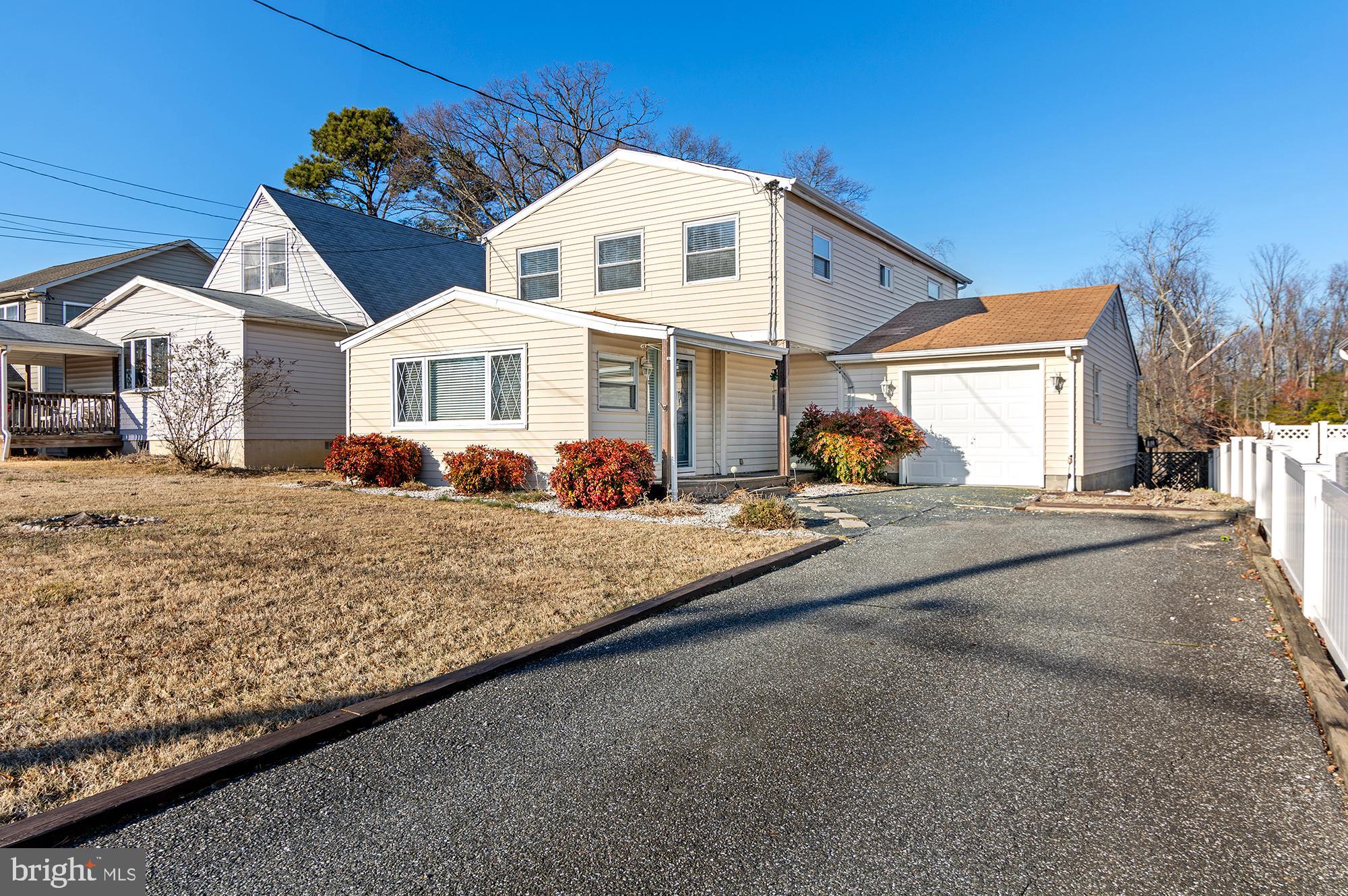 HYDE PARK - Residential