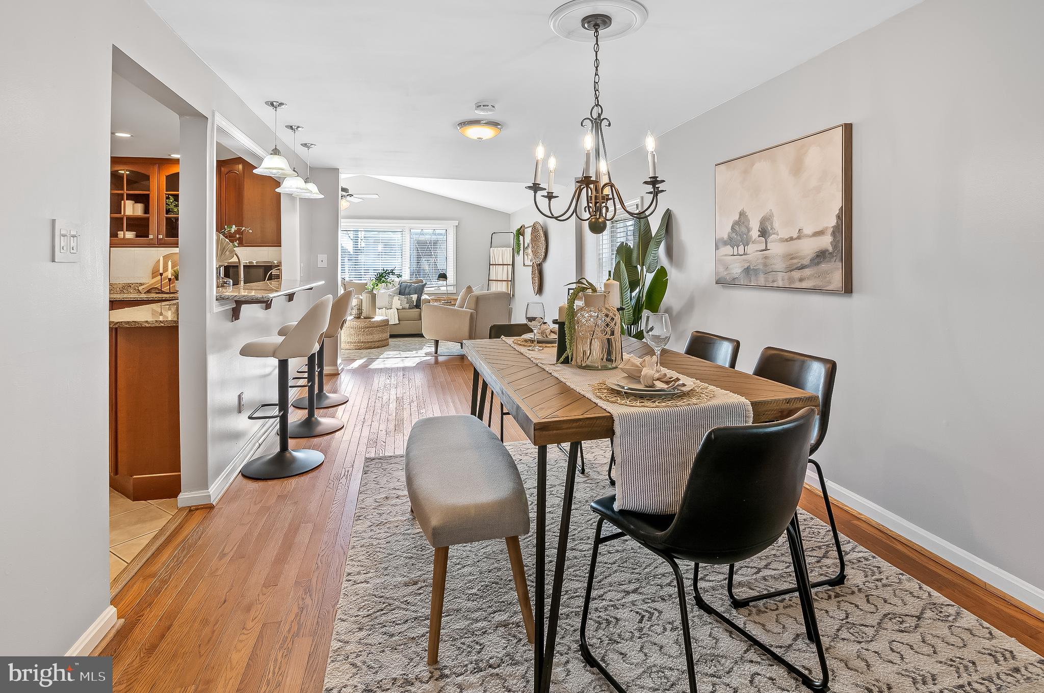 HYDE PARK - Residential