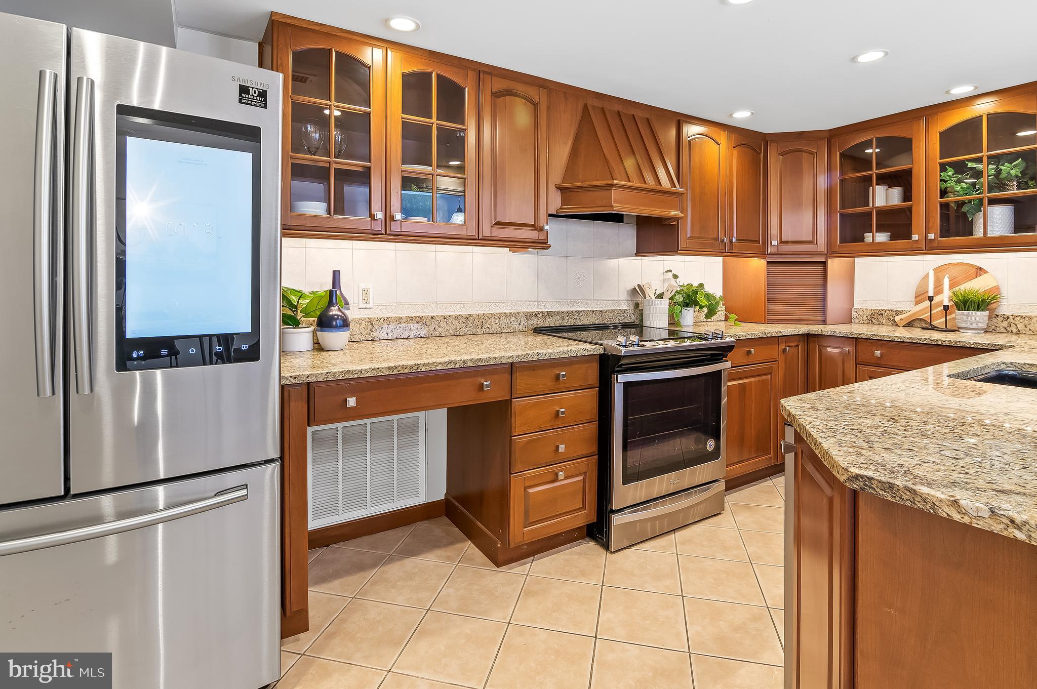 HYDE PARK - Residential