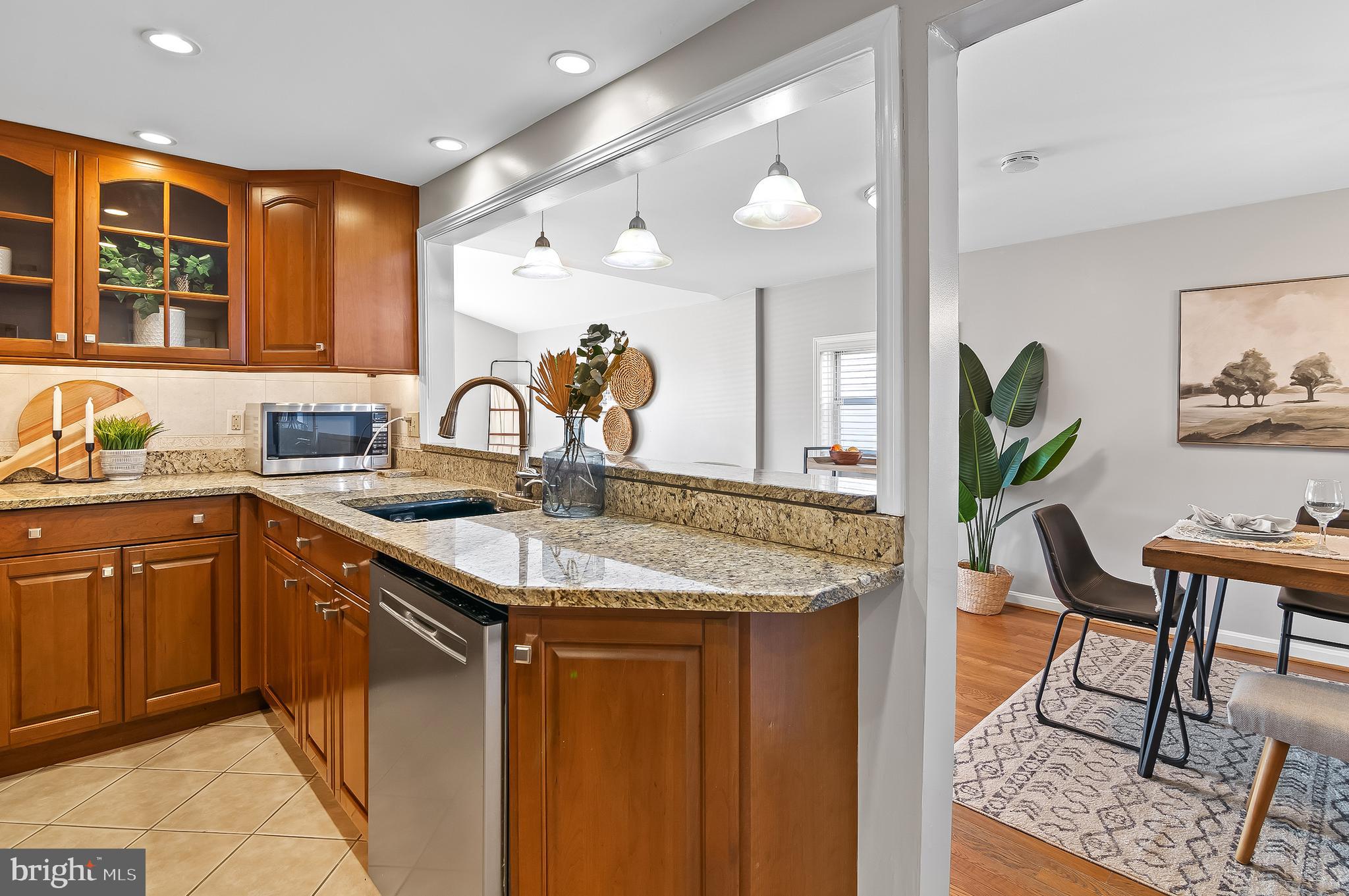 HYDE PARK - Residential