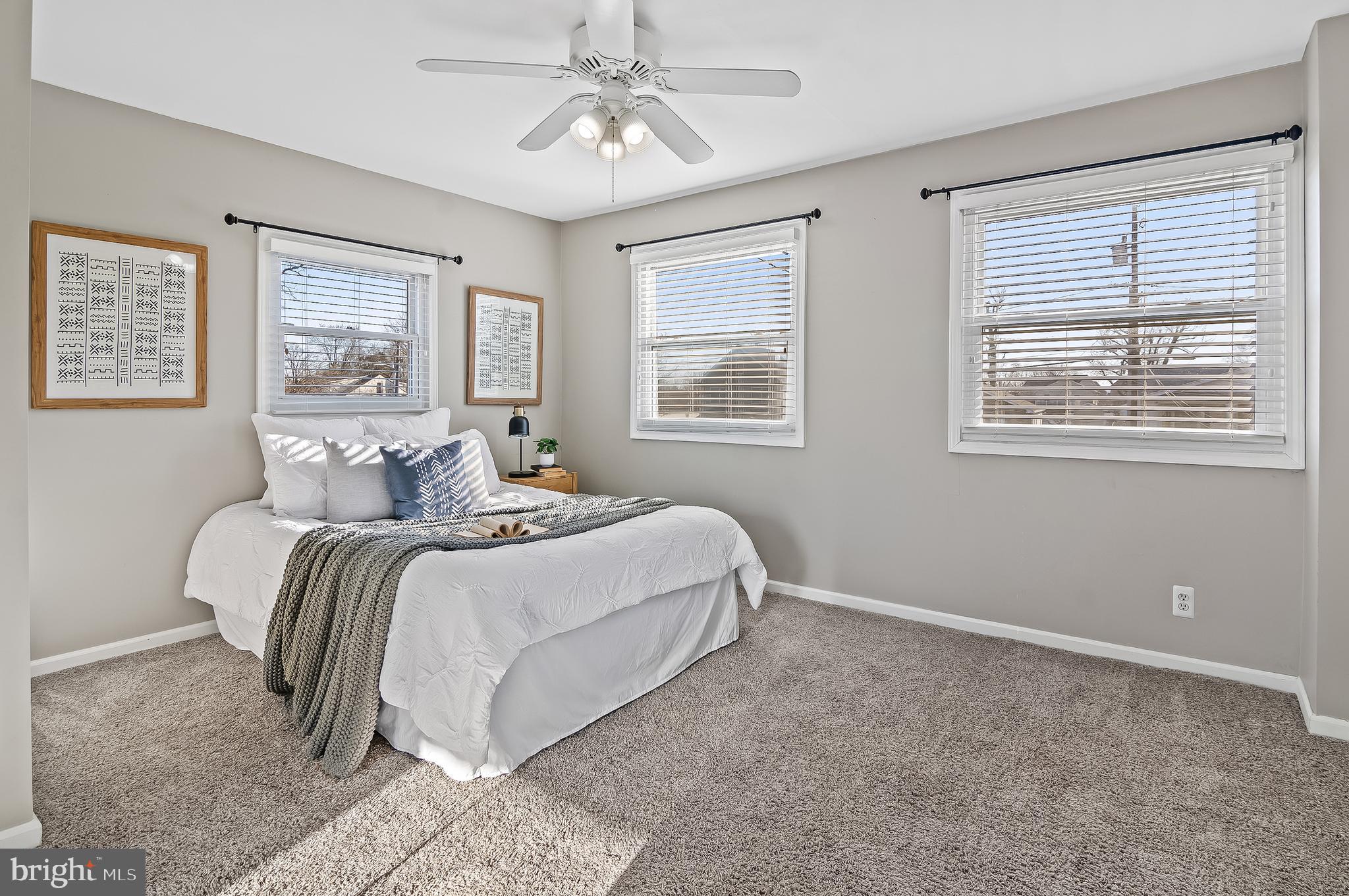 HYDE PARK - Residential