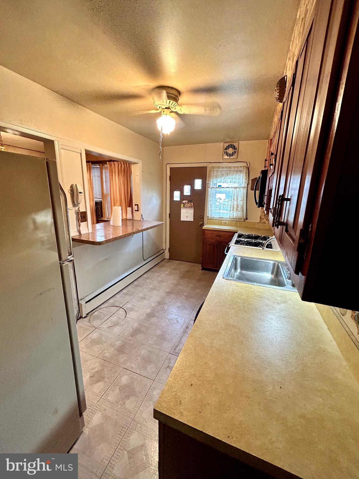 RAMBLEWOOD - Residential