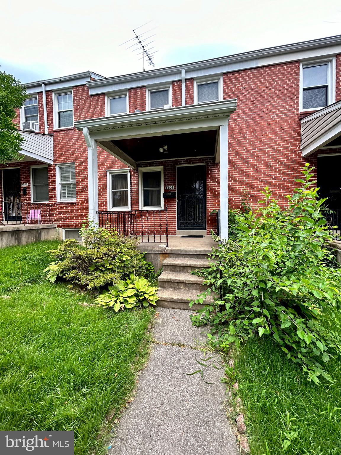 RAMBLEWOOD - Residential