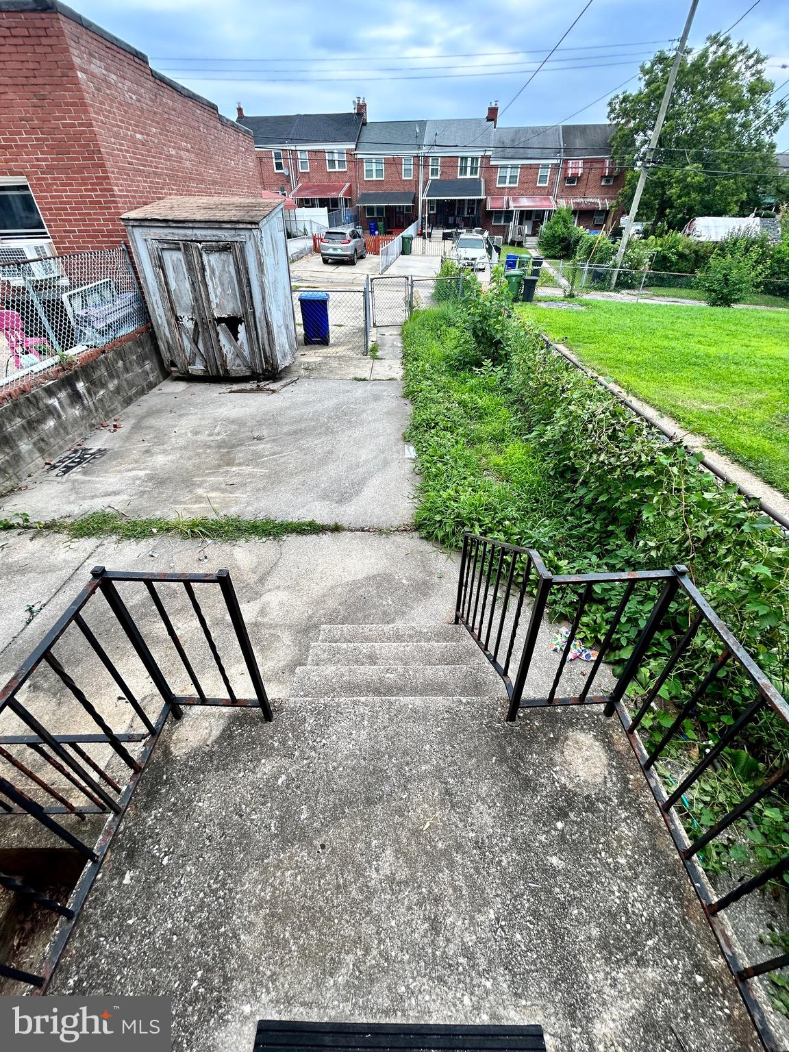 RAMBLEWOOD - Residential