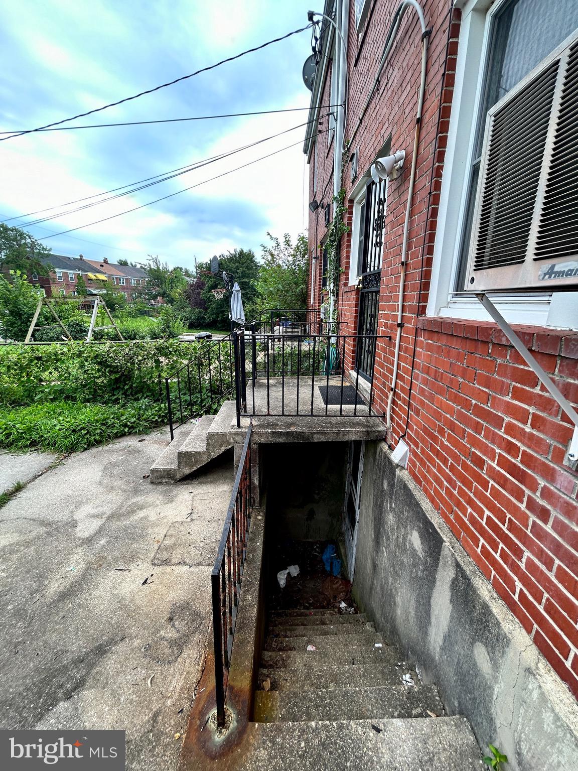 RAMBLEWOOD - Residential