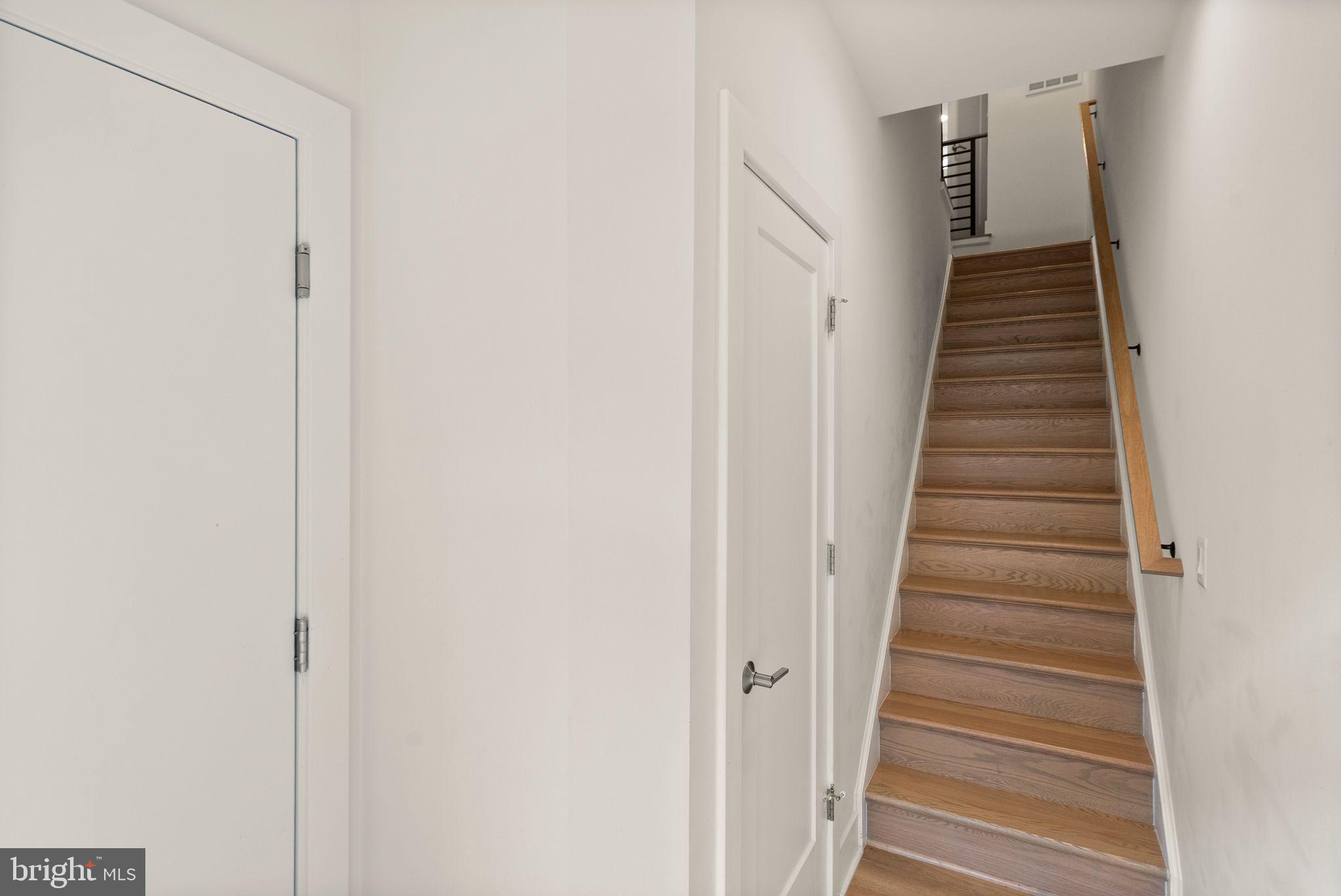 RESTON STATION - Residential Lease