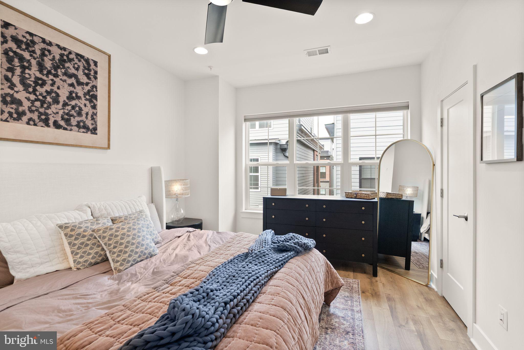 RESTON STATION - Residential Lease