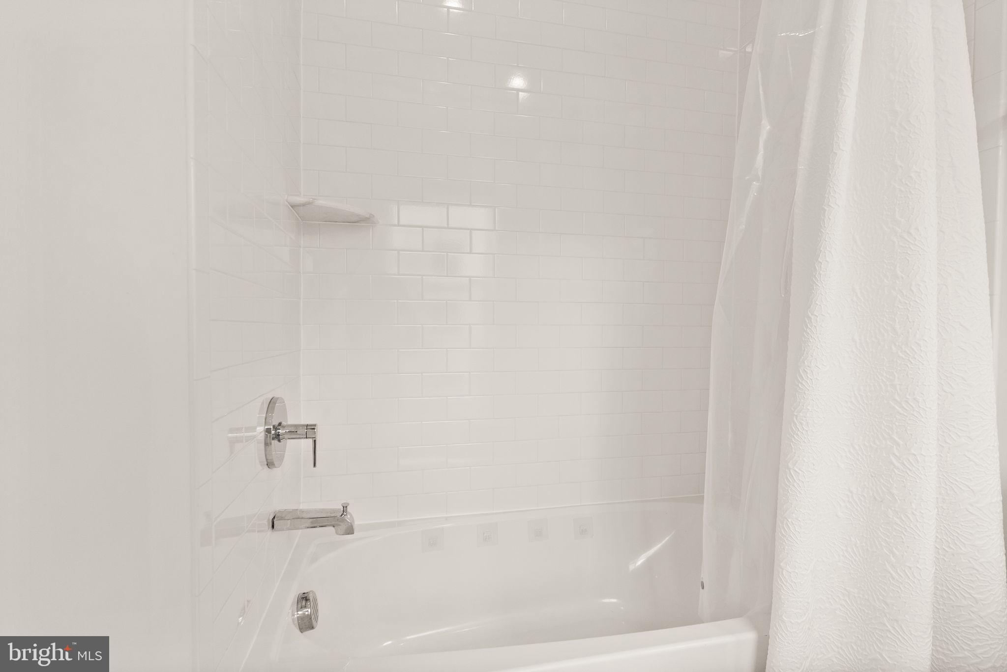 RESTON STATION - Residential Lease