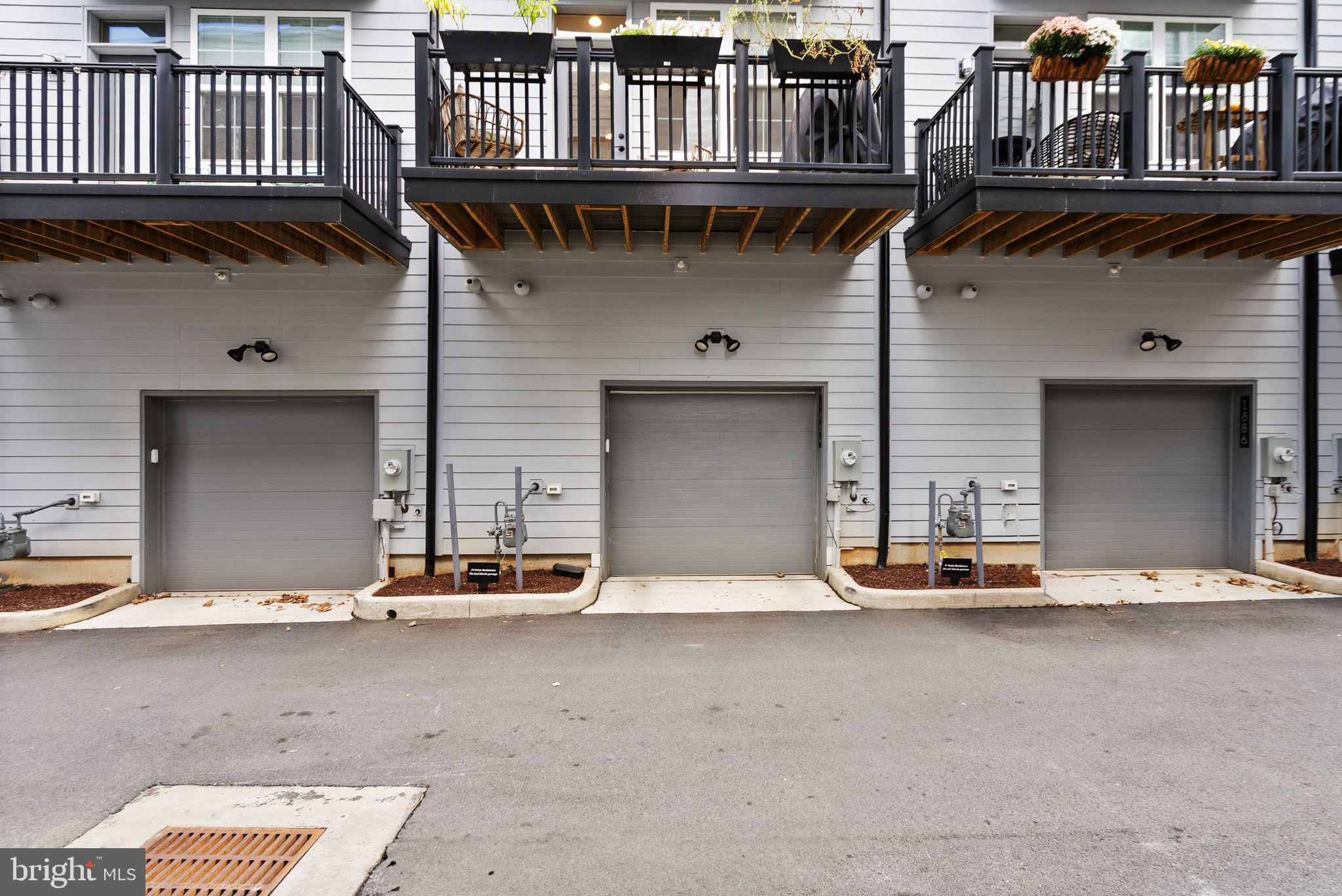 RESTON STATION - Residential Lease