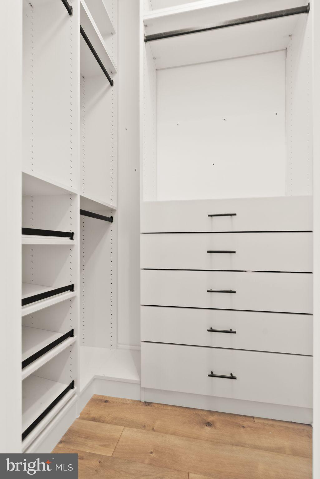 RESTON STATION - Residential Lease