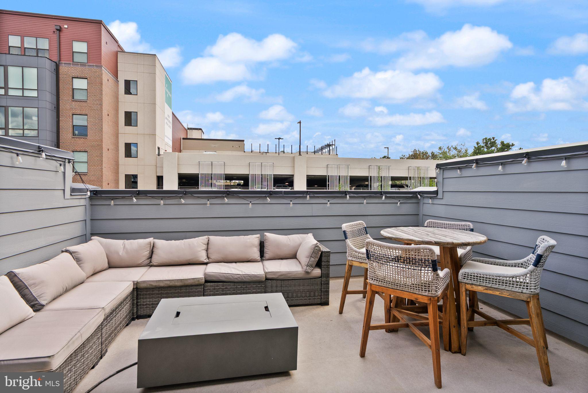 RESTON STATION - Residential Lease