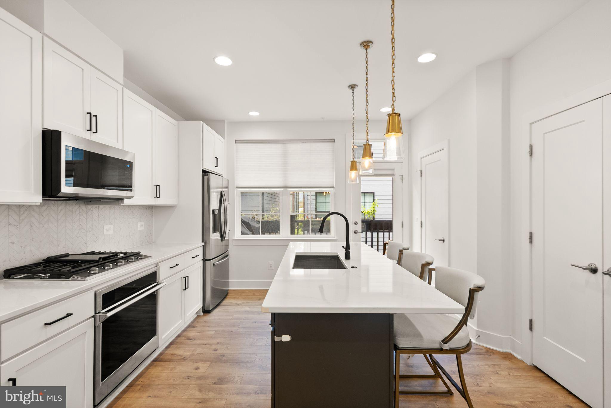 RESTON STATION - Residential Lease