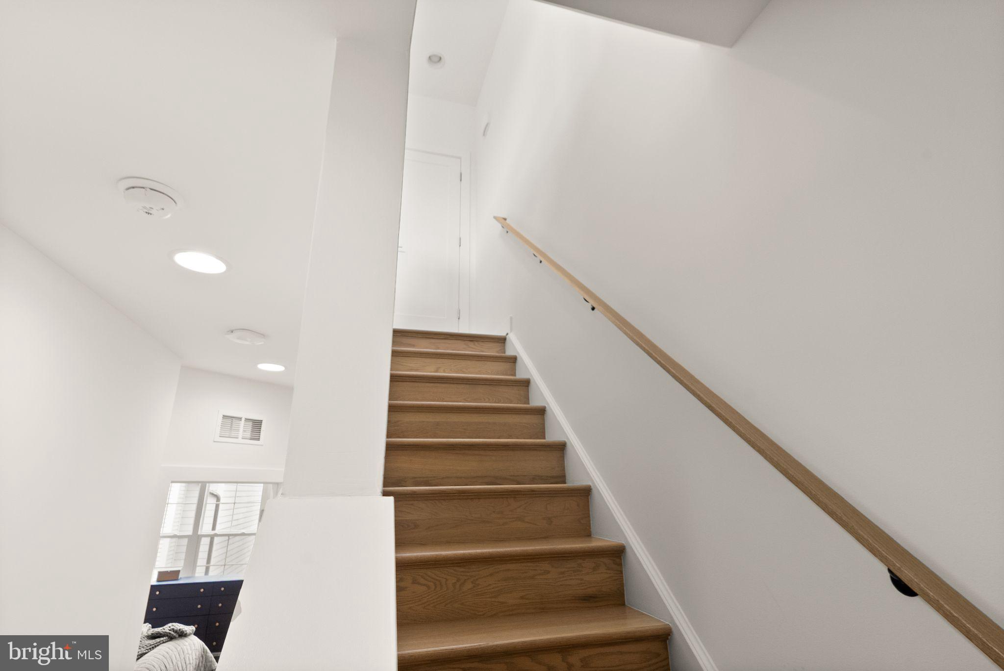 RESTON STATION - Residential Lease