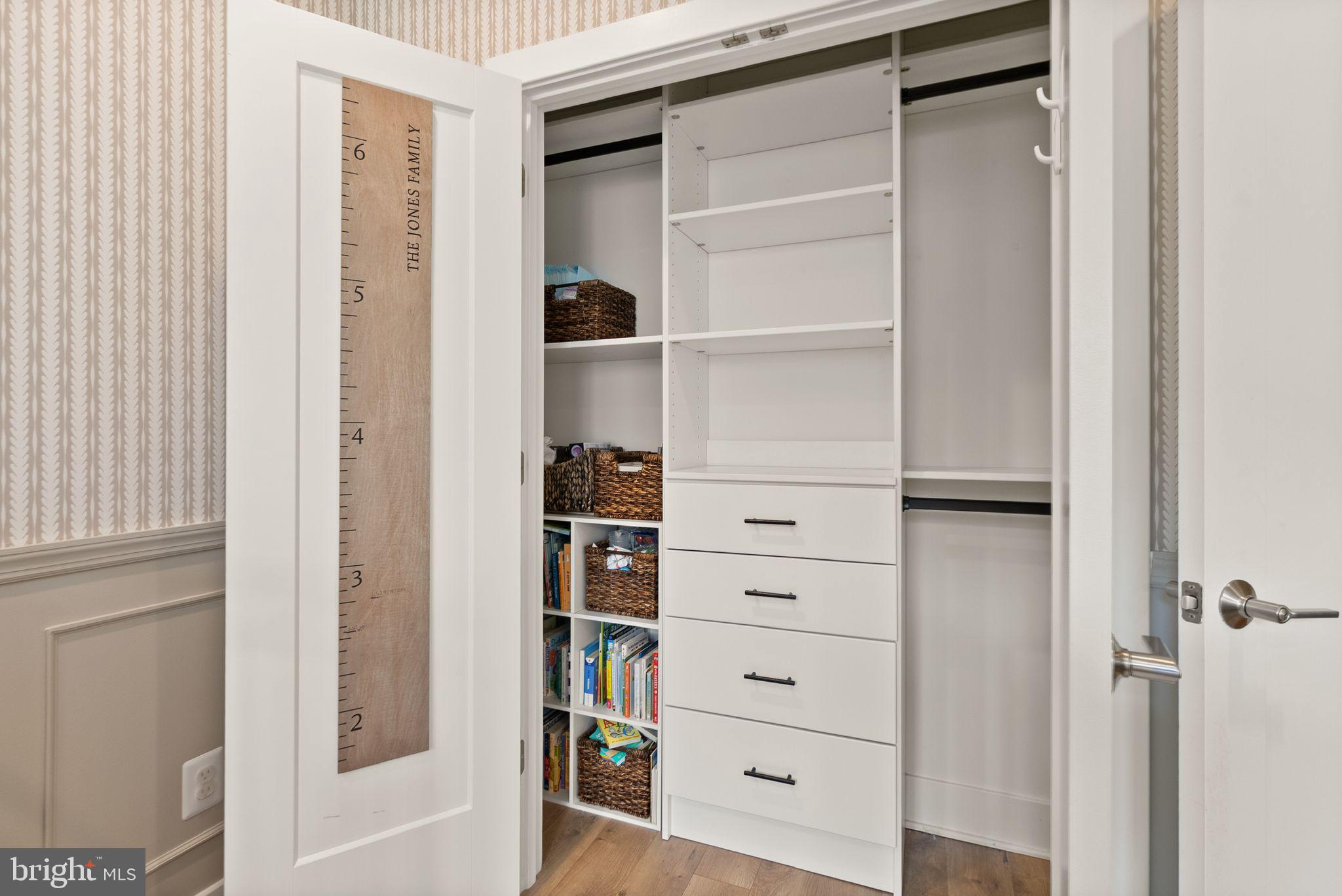 RESTON STATION - Residential Lease